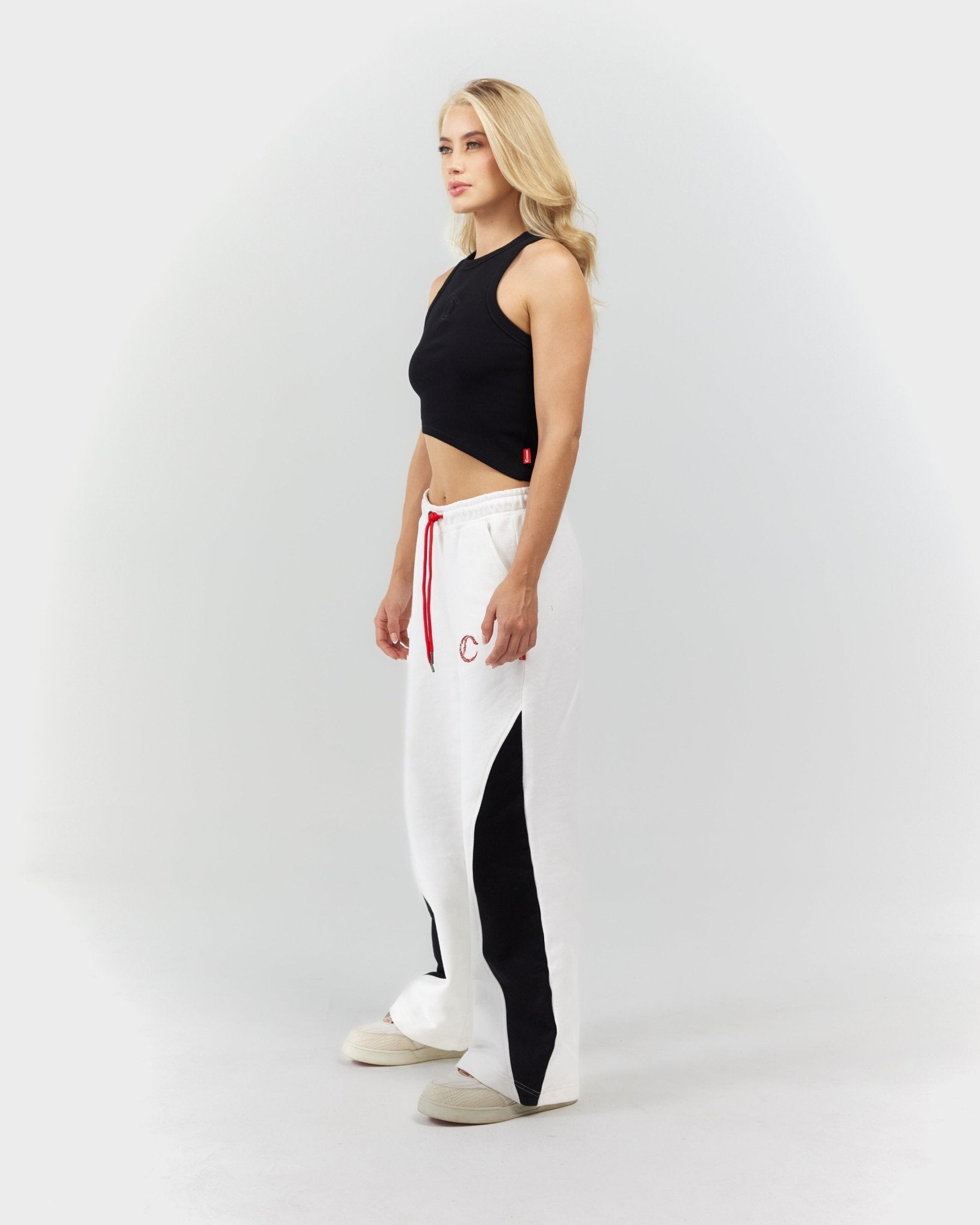 3 PACK CROP TOP MUJER PIACEVOLE NEGRO/GRIS/NUDE CLEMONT - CLEMONT.CO S.A.S.