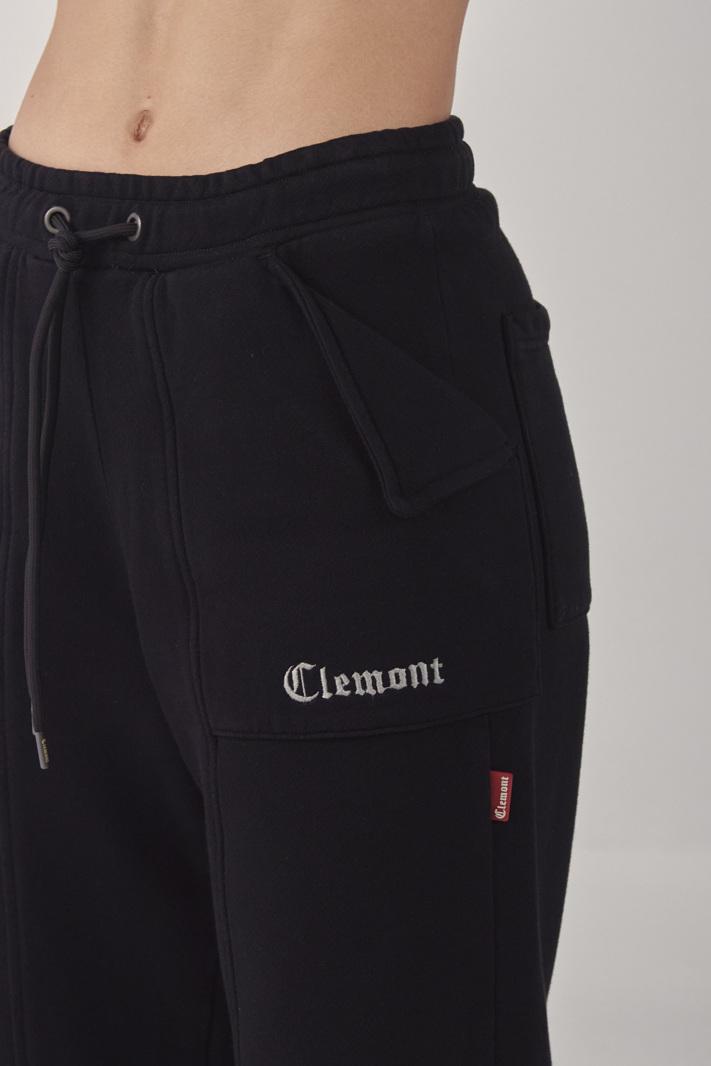 JOGGER RISORGERE NEGRO CLEMONT