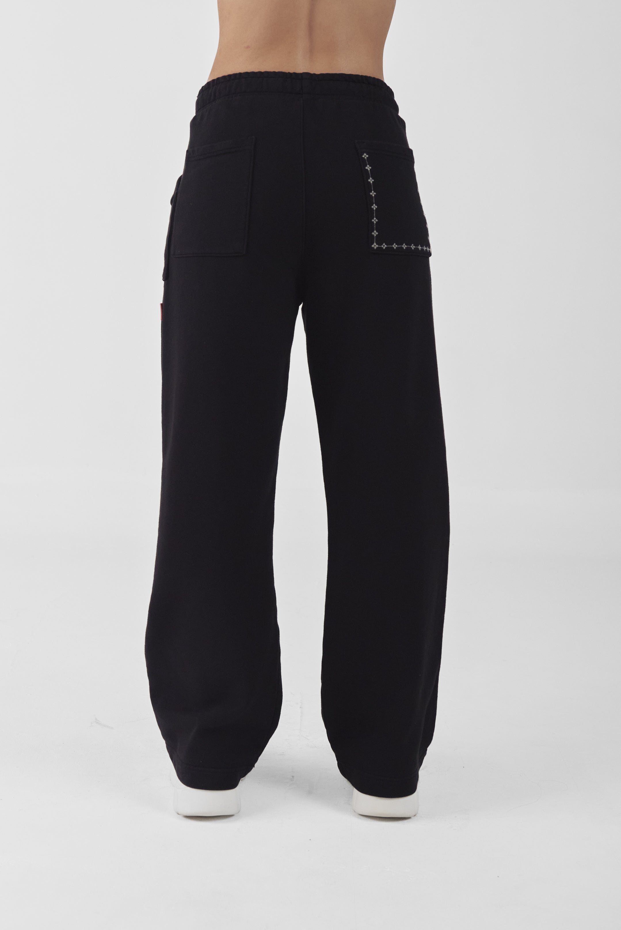JOGGER RISORGERE NEGRO CLEMONT