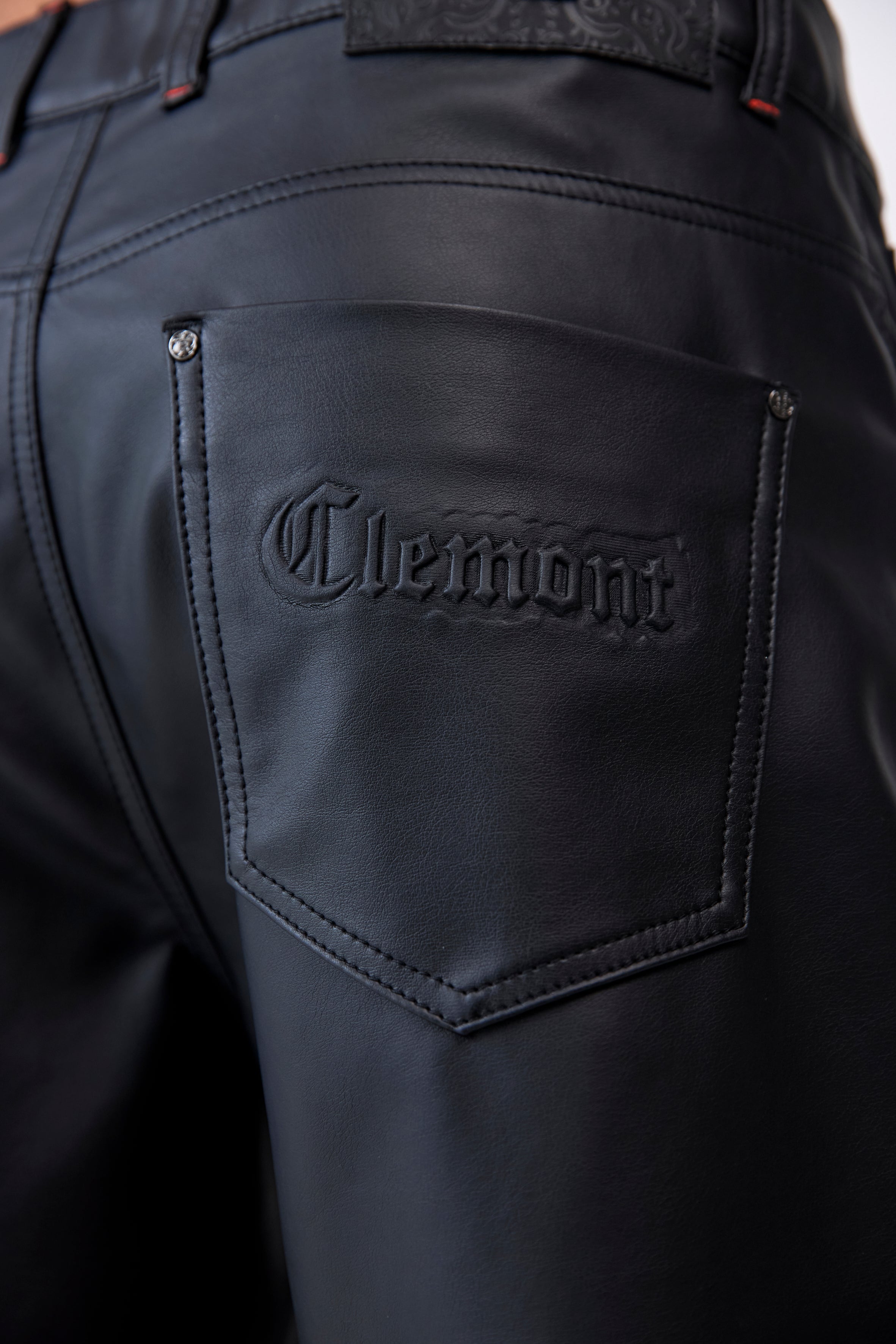 BERMUDA DRILL MASCULINO ZAMPA NEGRO CLEMONT