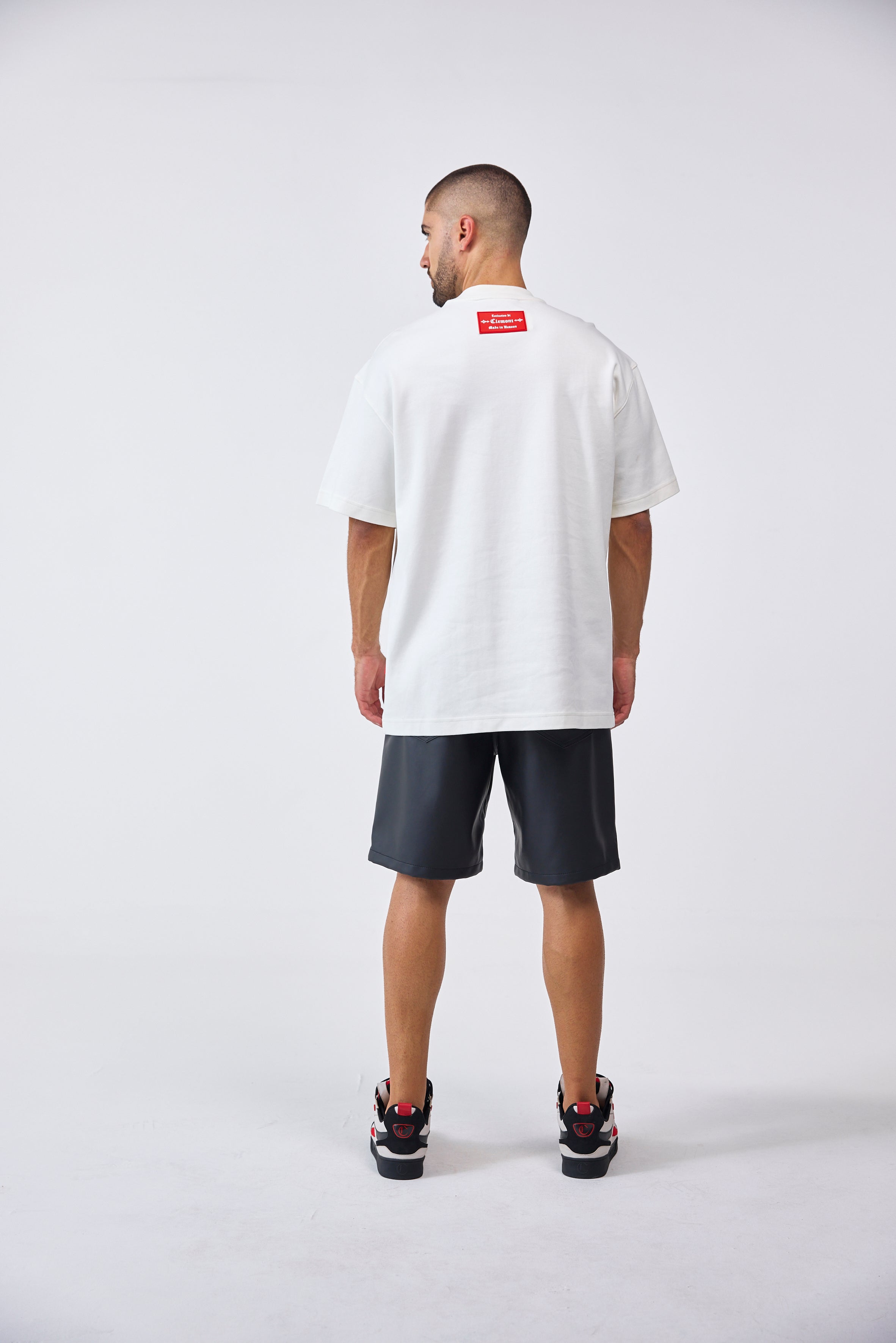 CAMISETA OVERSIZED MASCULINO METAMORFOSI CREMA CLEMONT