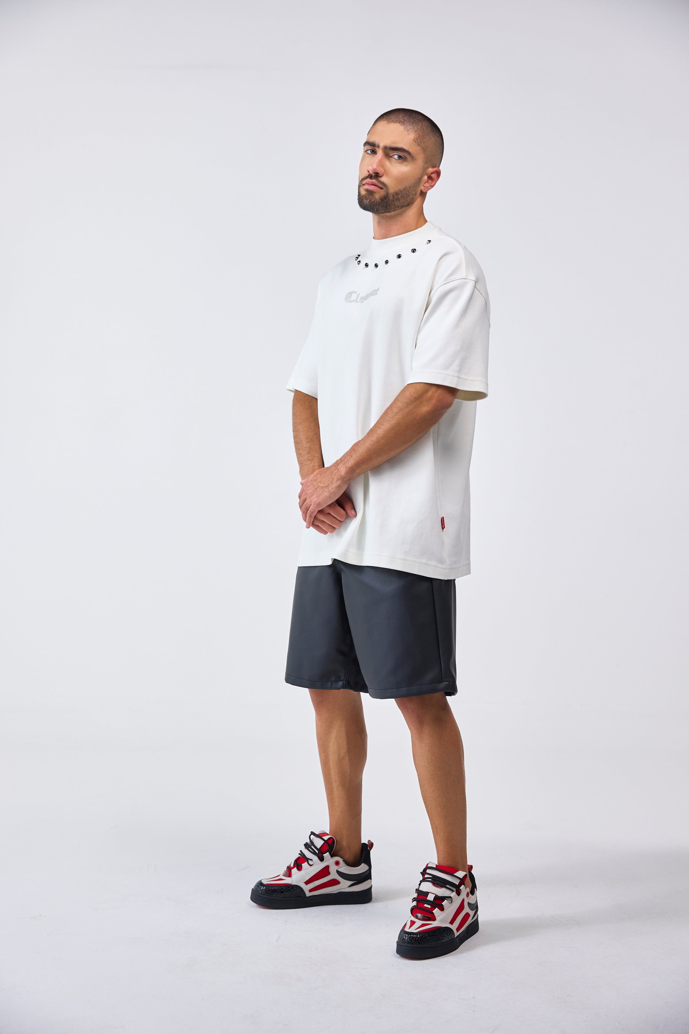 CAMISETA OVERSIZED MASCULINO METAMORFOSI CREMA CLEMONT