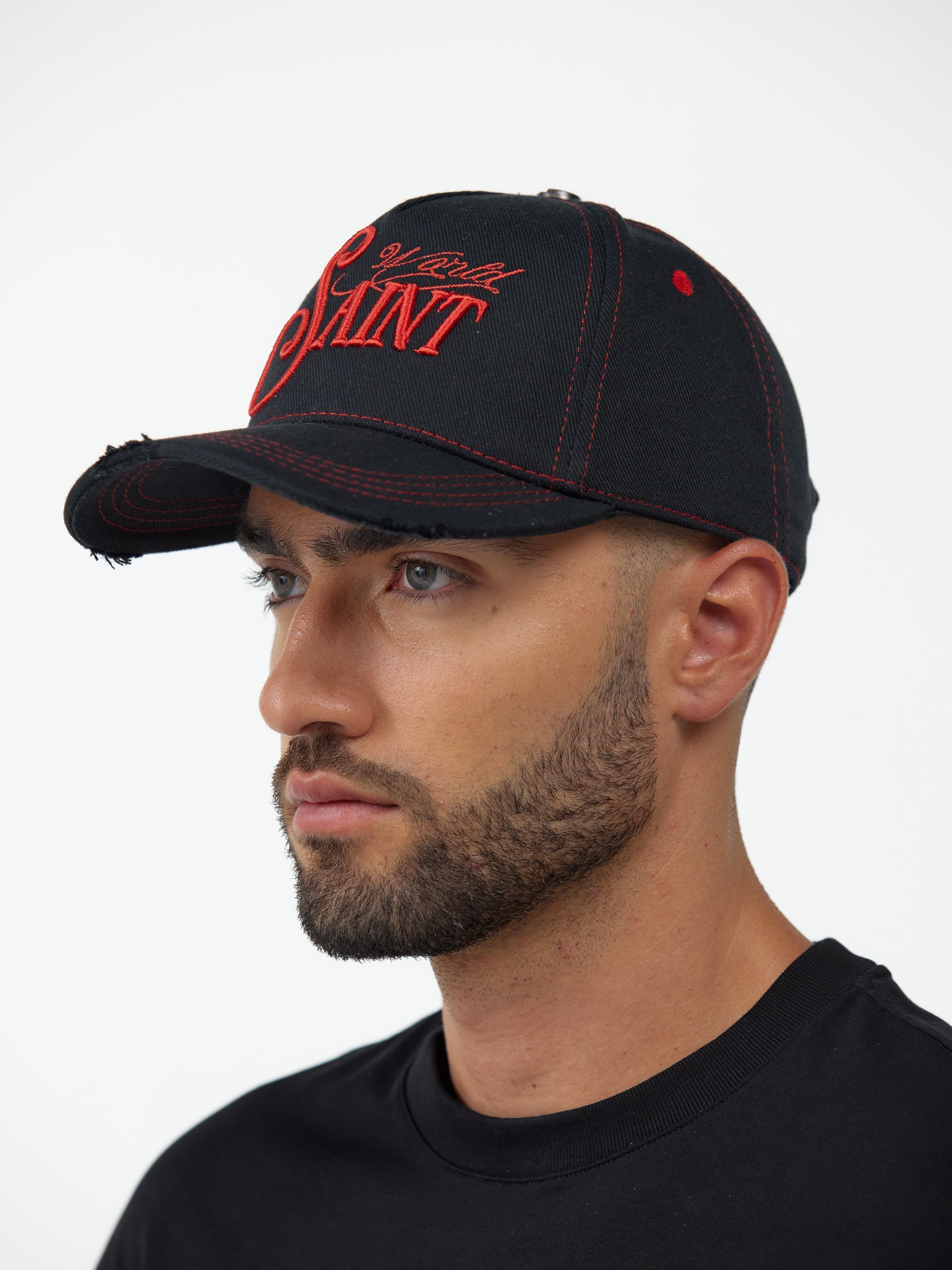 GORRA BRILLANTE NEGRO CLEMONT