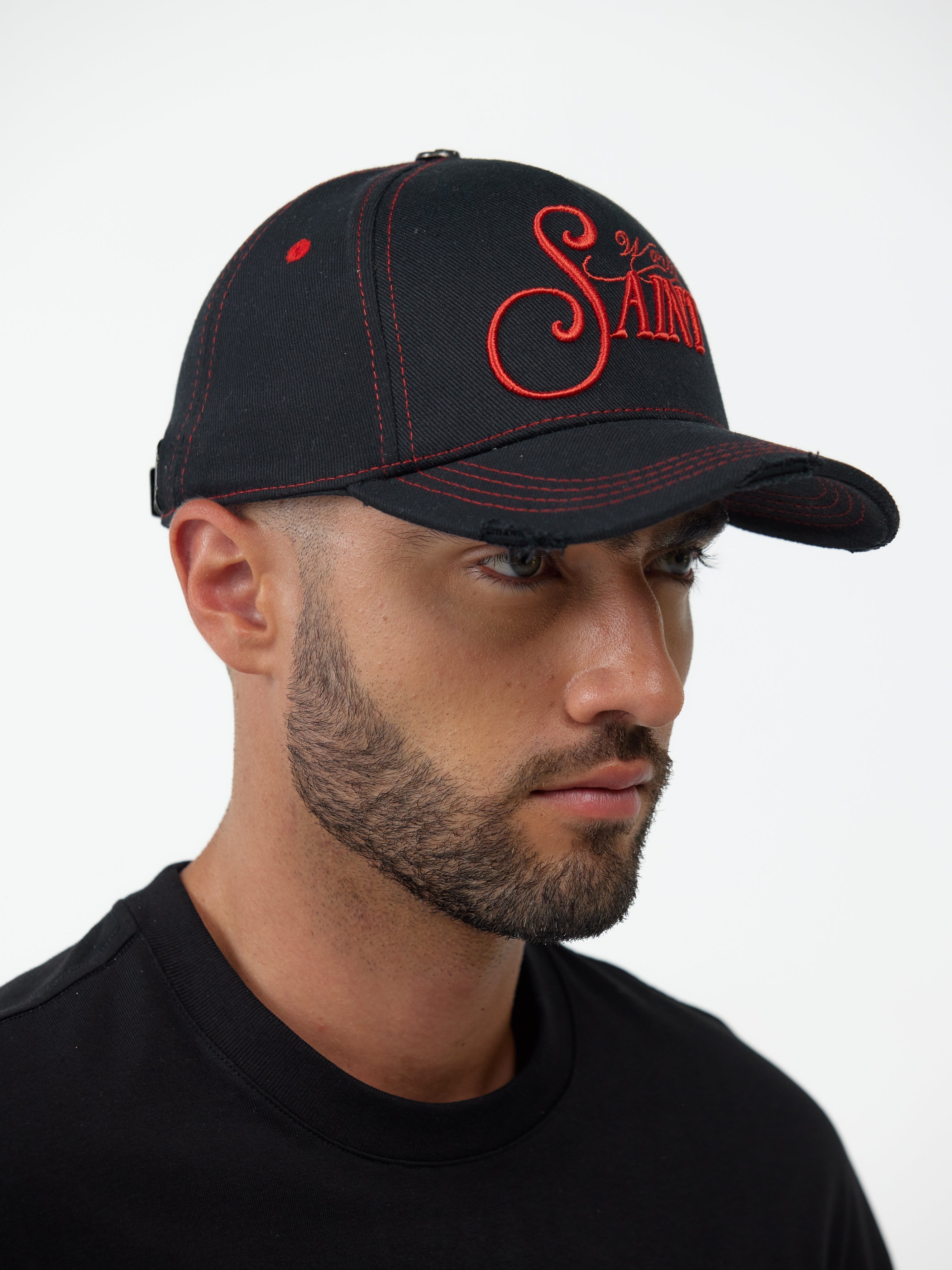 GORRA BRILLANTE NEGRO CLEMONT
