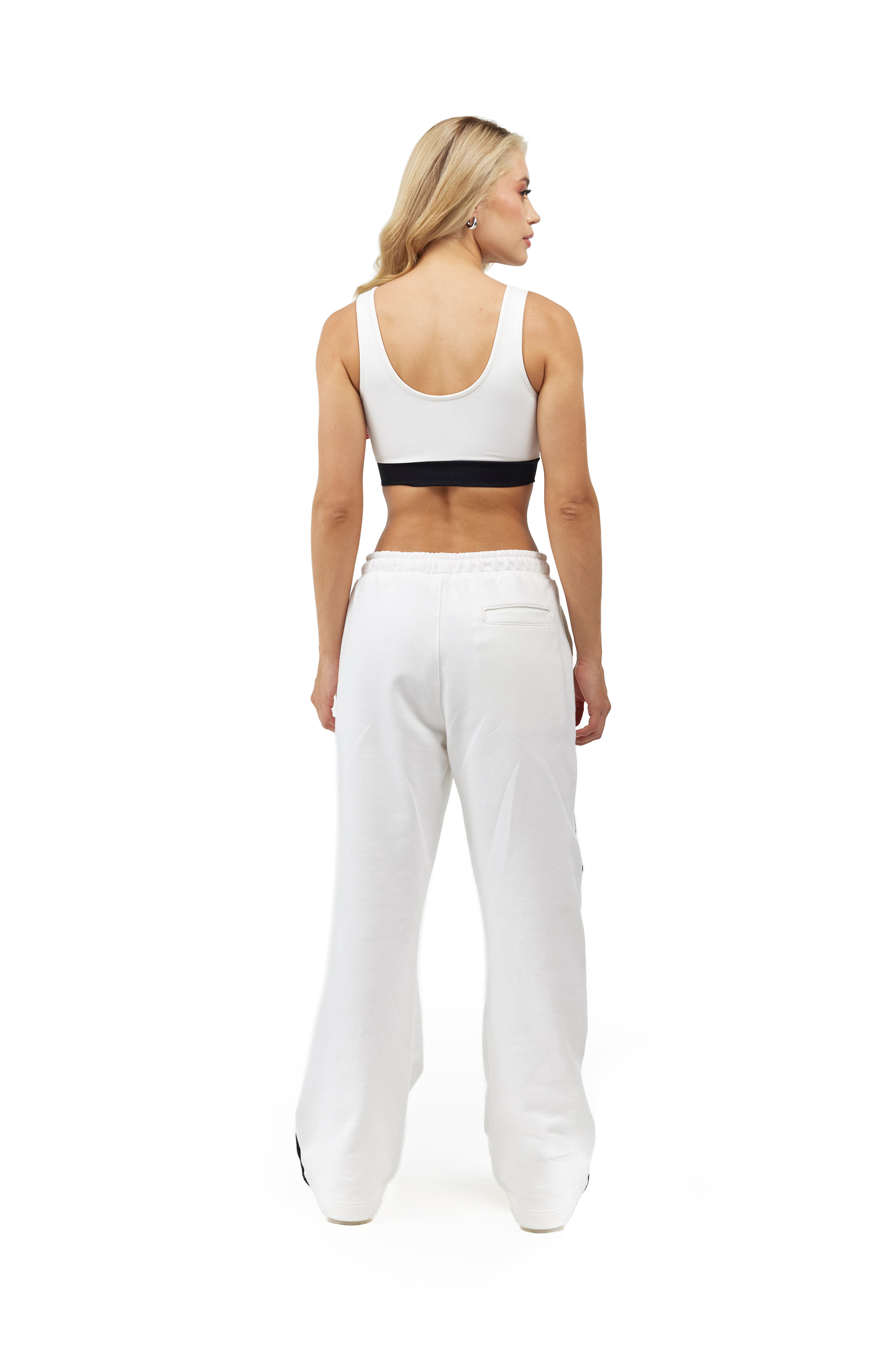 TOP MUJER VIBRANTE CREMA/NEGRO CLEMONT