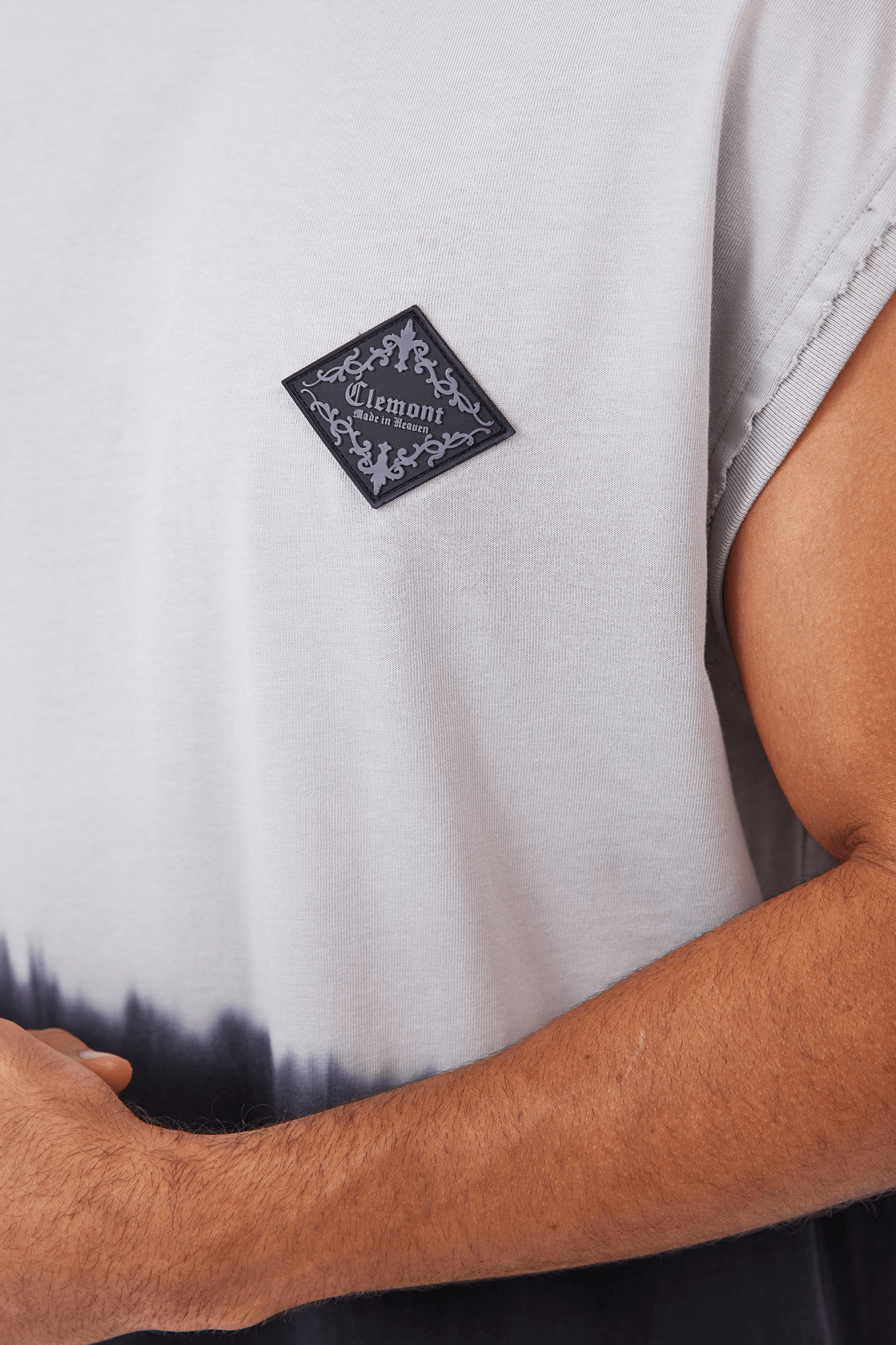 CAMISETA HOMBRE RIFLESSO GRIS OSCURO CLEMONT - CLEMONT.CO S.A.S.