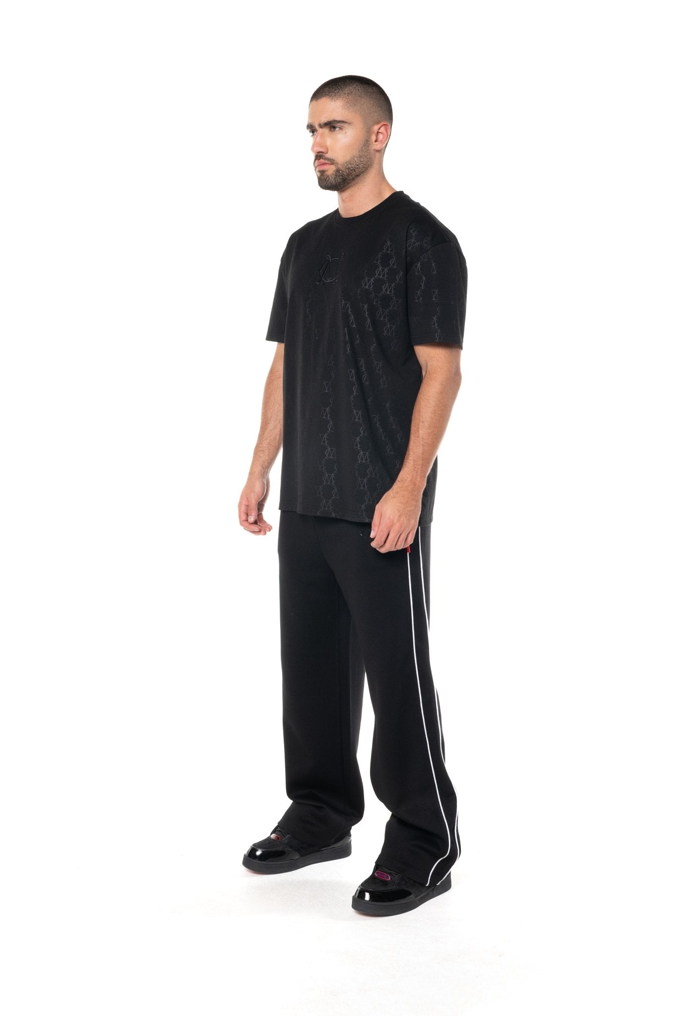 CAMISETA MASCULINA ARGILA NEGRO CLEMONT - Clemont Oficial