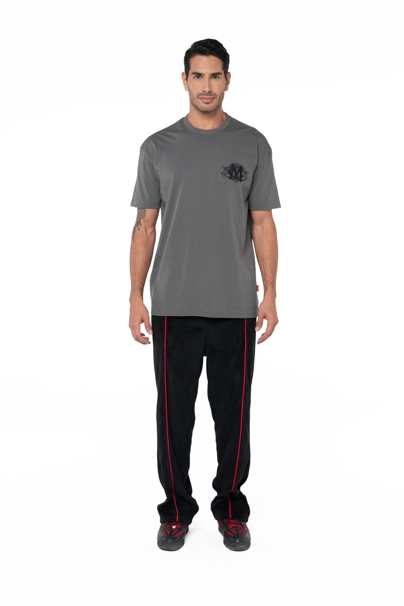 CAMISETA MASCULINA MUSCHIO GRIS OSCURO CLEMONT - Clemont Oficial