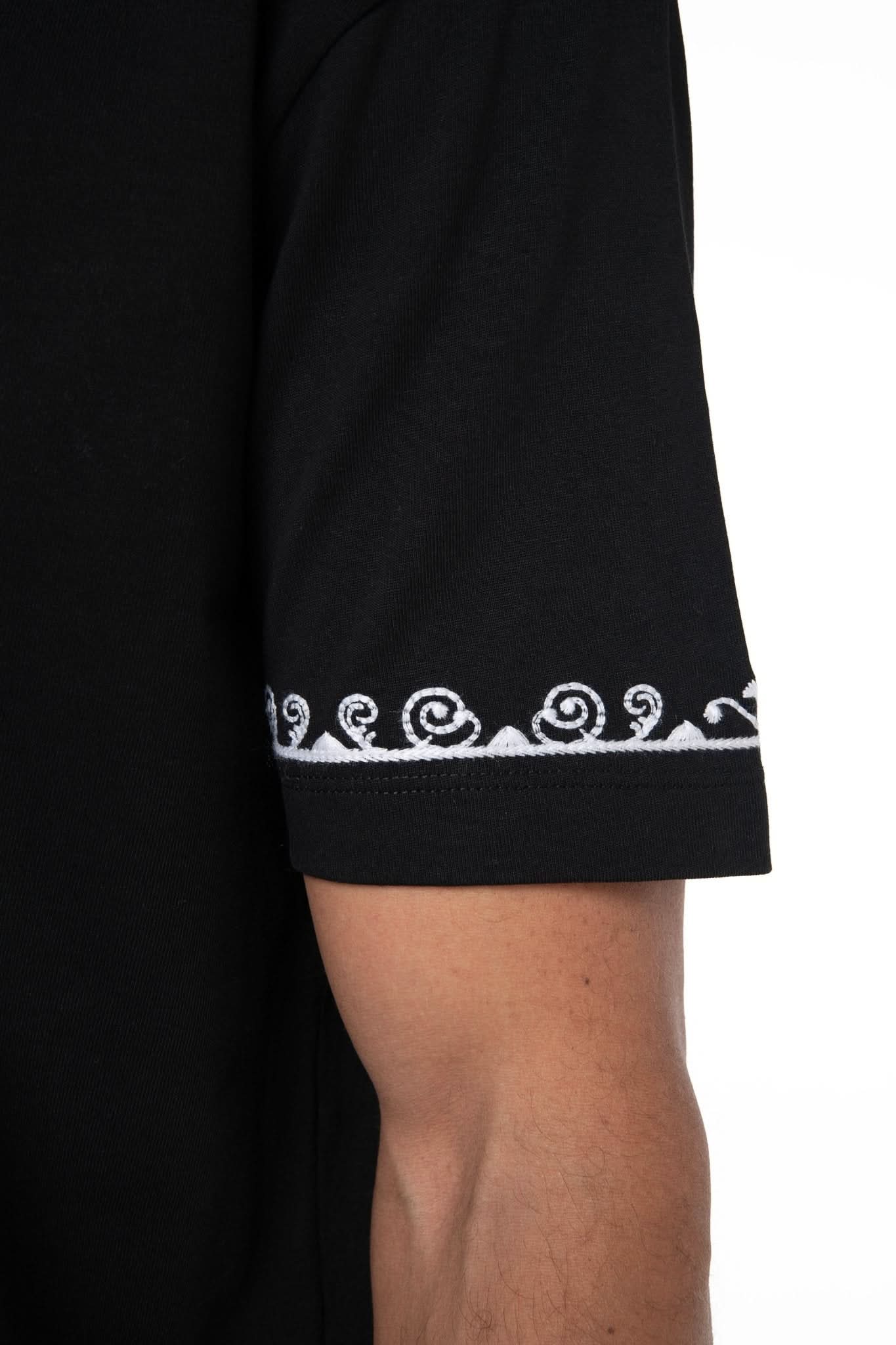 CAMISETA MASCULINA SAGOMA NEGRO CLEMONT - Clemont Oficial