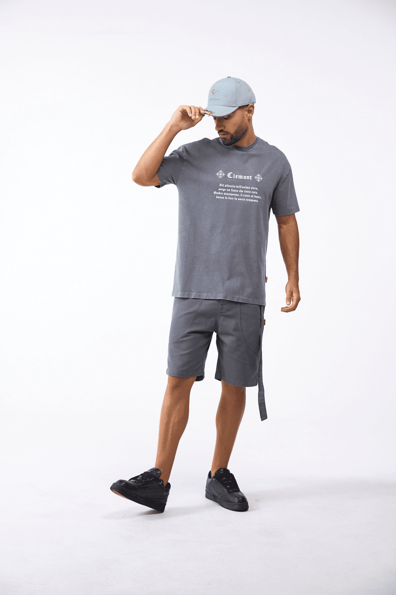 CAMISETA MASCULINO INQUIETANTE GRIS OSCURO CLEMONT - CLEMONT.CO S.A.S.