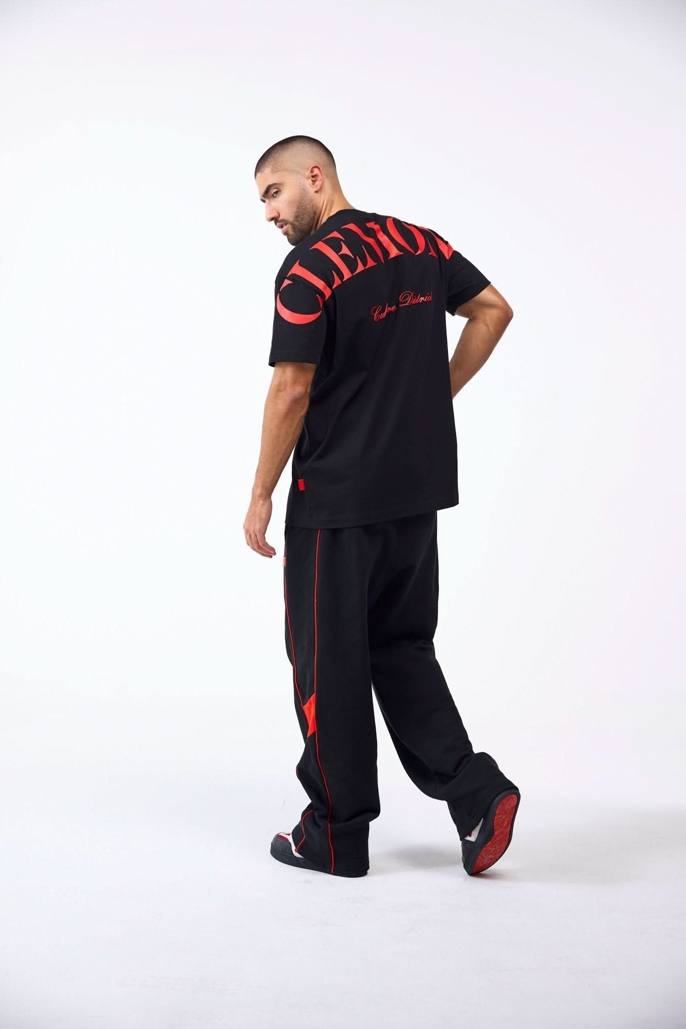 CAMISETA MASCULINO SINTESI NEGRO CLEMONT - CLEMONT.CO S.A.S.