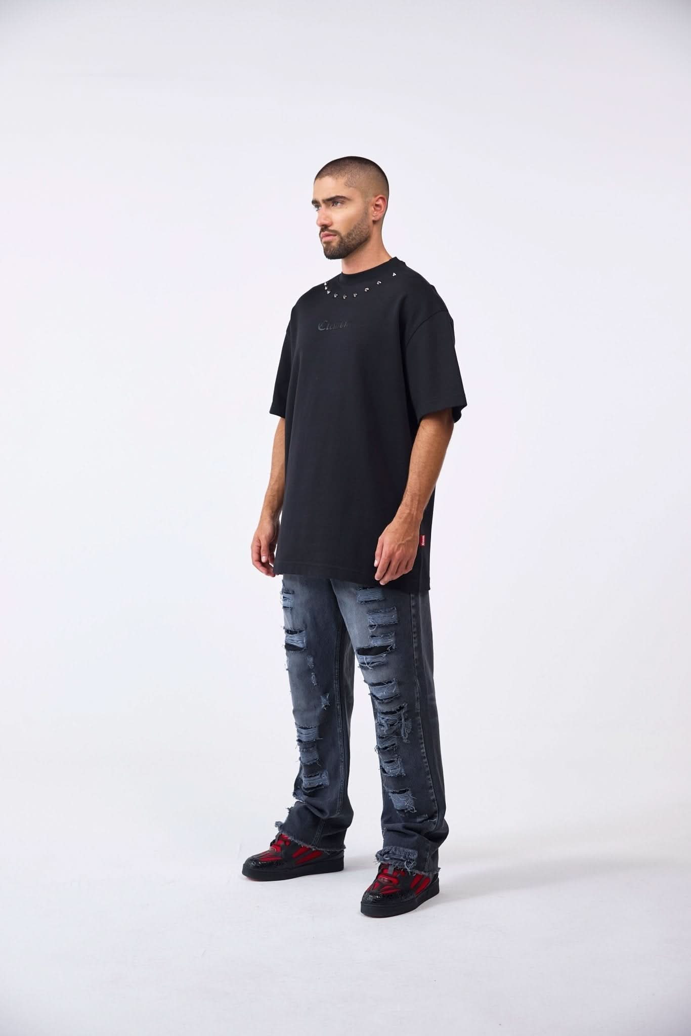 CAMISETA OVERSIZED MASCULINO METAMORFOSI NEGRO CLEMONT - CLEMONT.CO S.A.S.