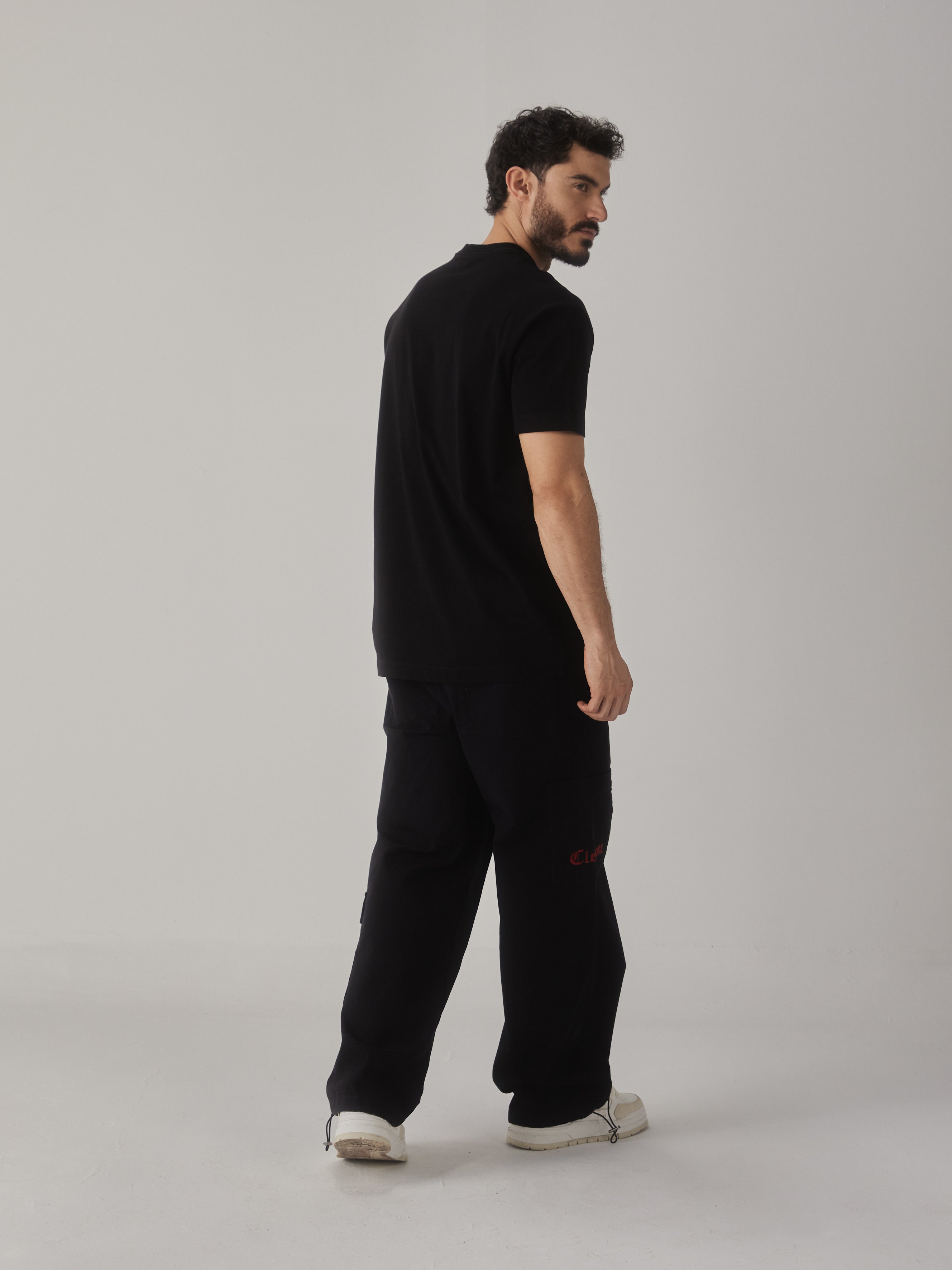 CARGO DEUTERONOMIO NEGRO CLEMONT