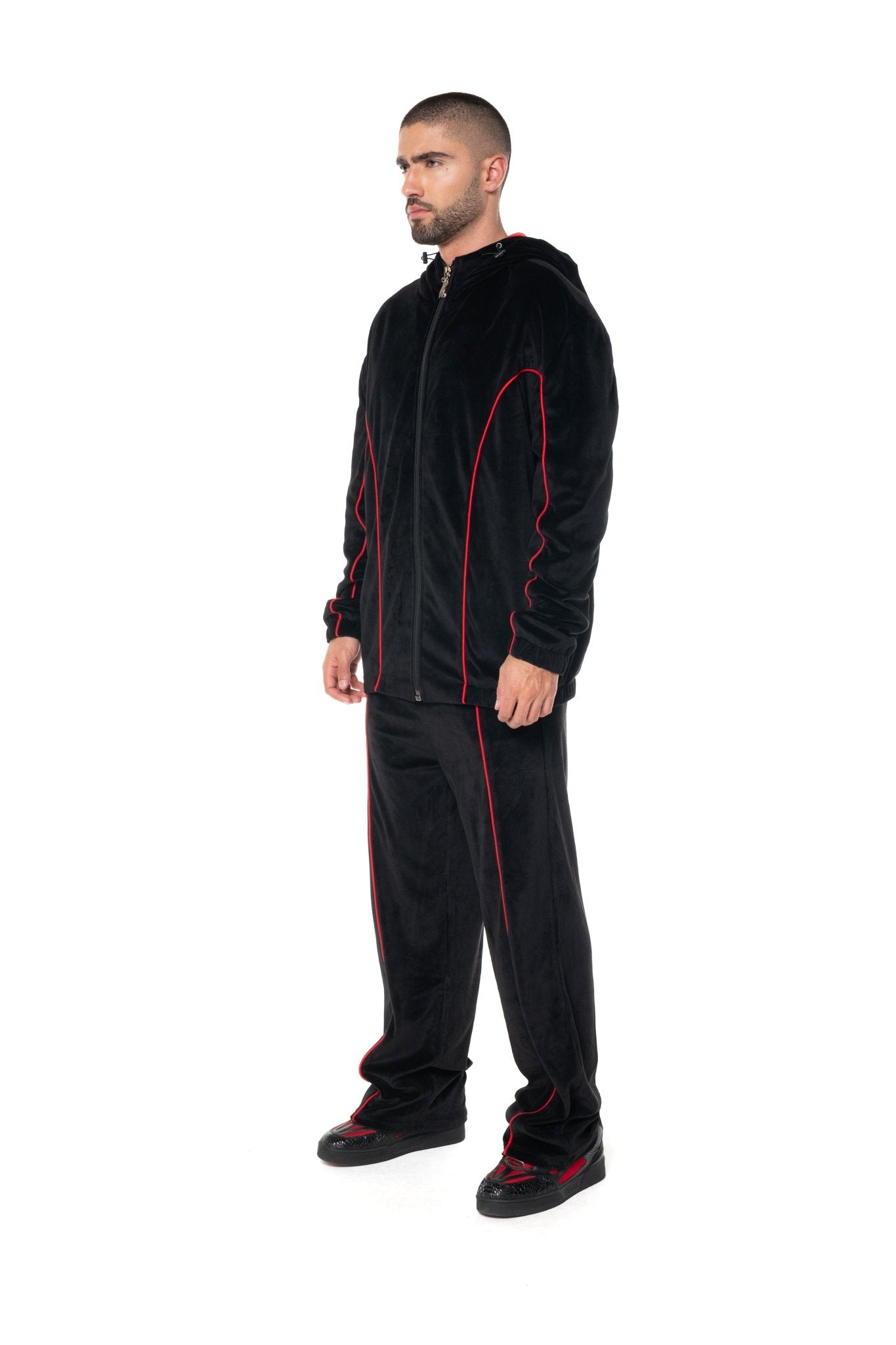 HOODIE MASCULINO RADUNARE NEGRO/ROJO CLEMONT - Clemont Oficial
