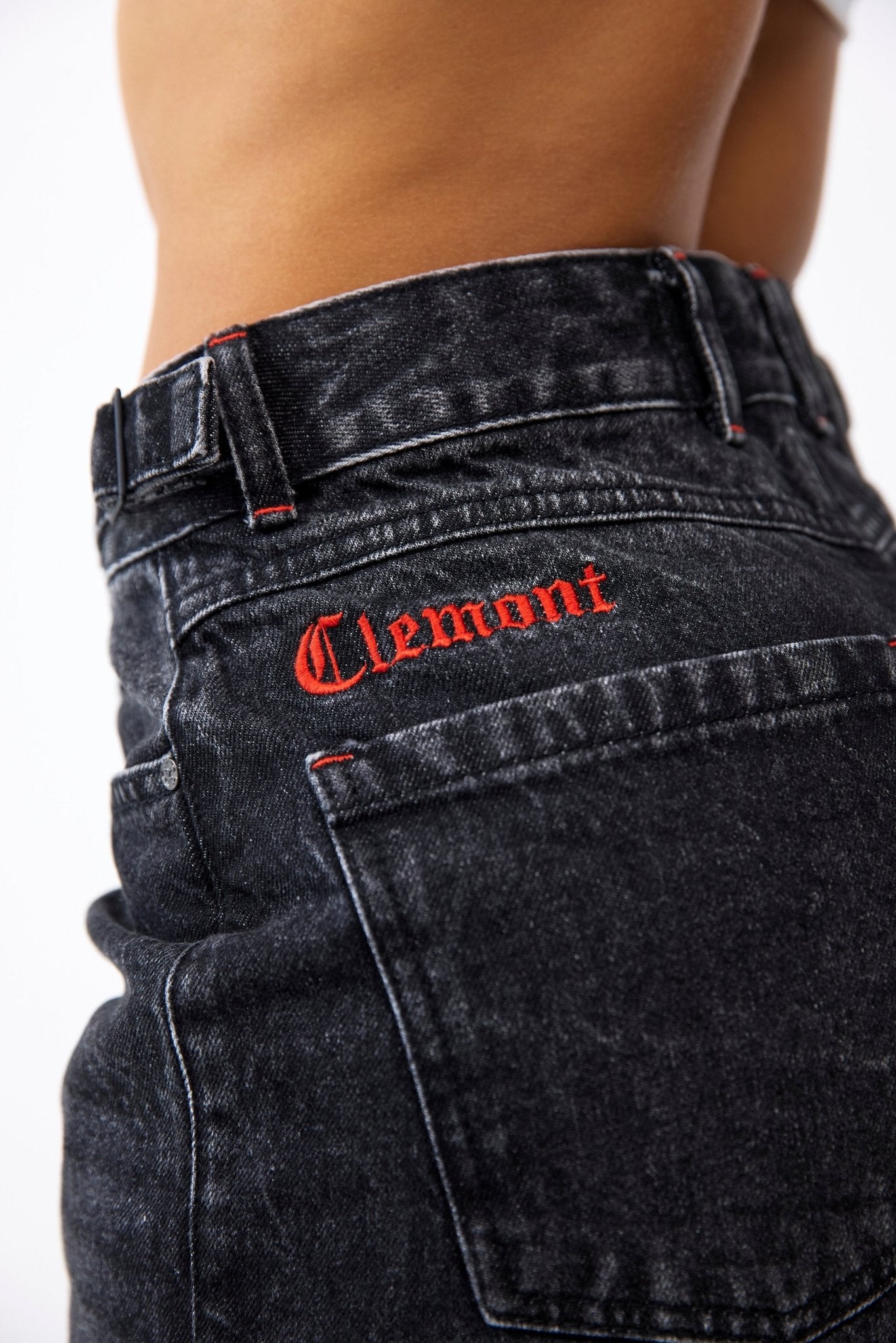 JEAN MUJER PRESAGIO NEGRO CLEMONT - CLEMONT.CO S.A.S.