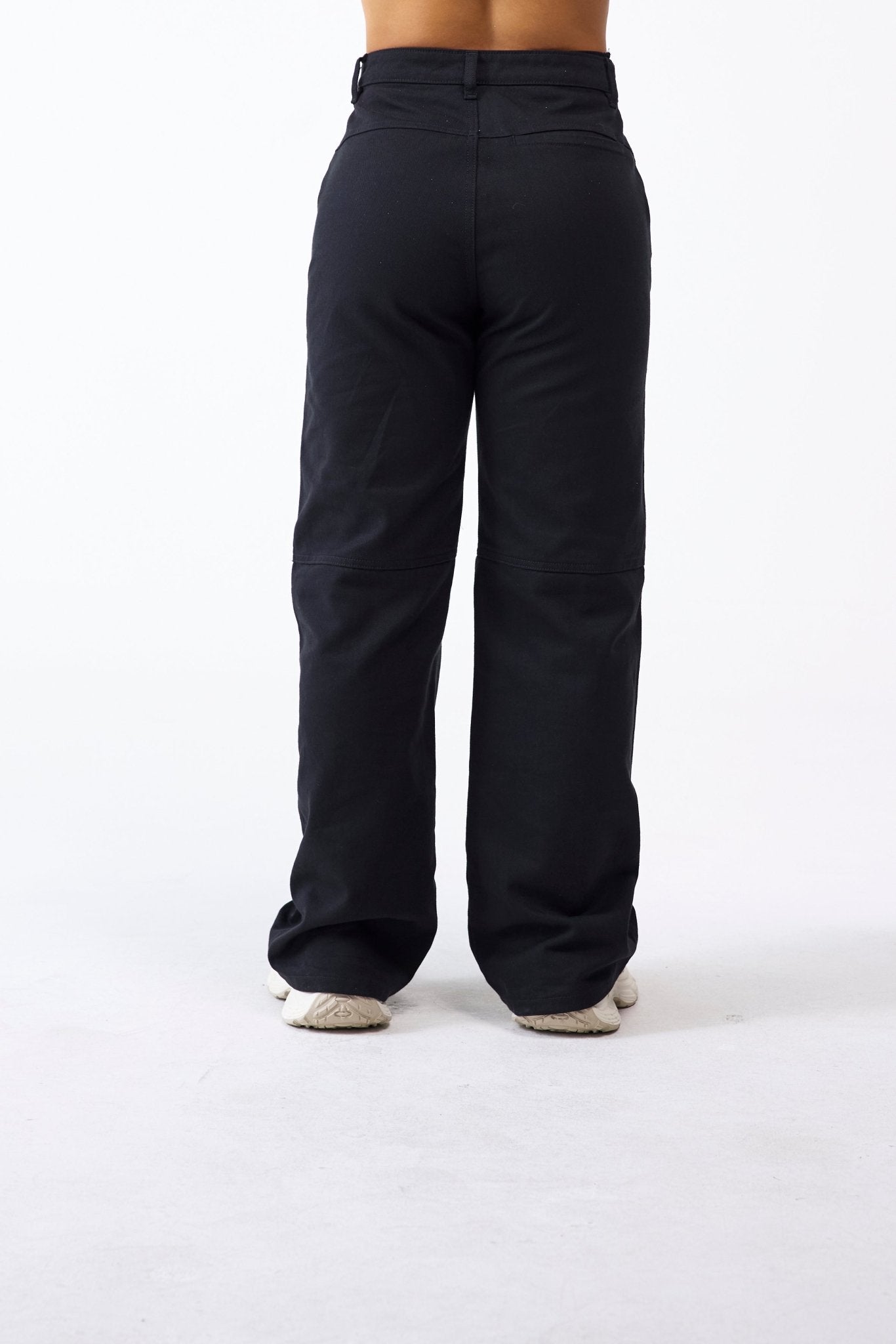 PANTALON MUJER ANTITESI NEGRO CLEMONT - CLEMONT.CO S.A.S.