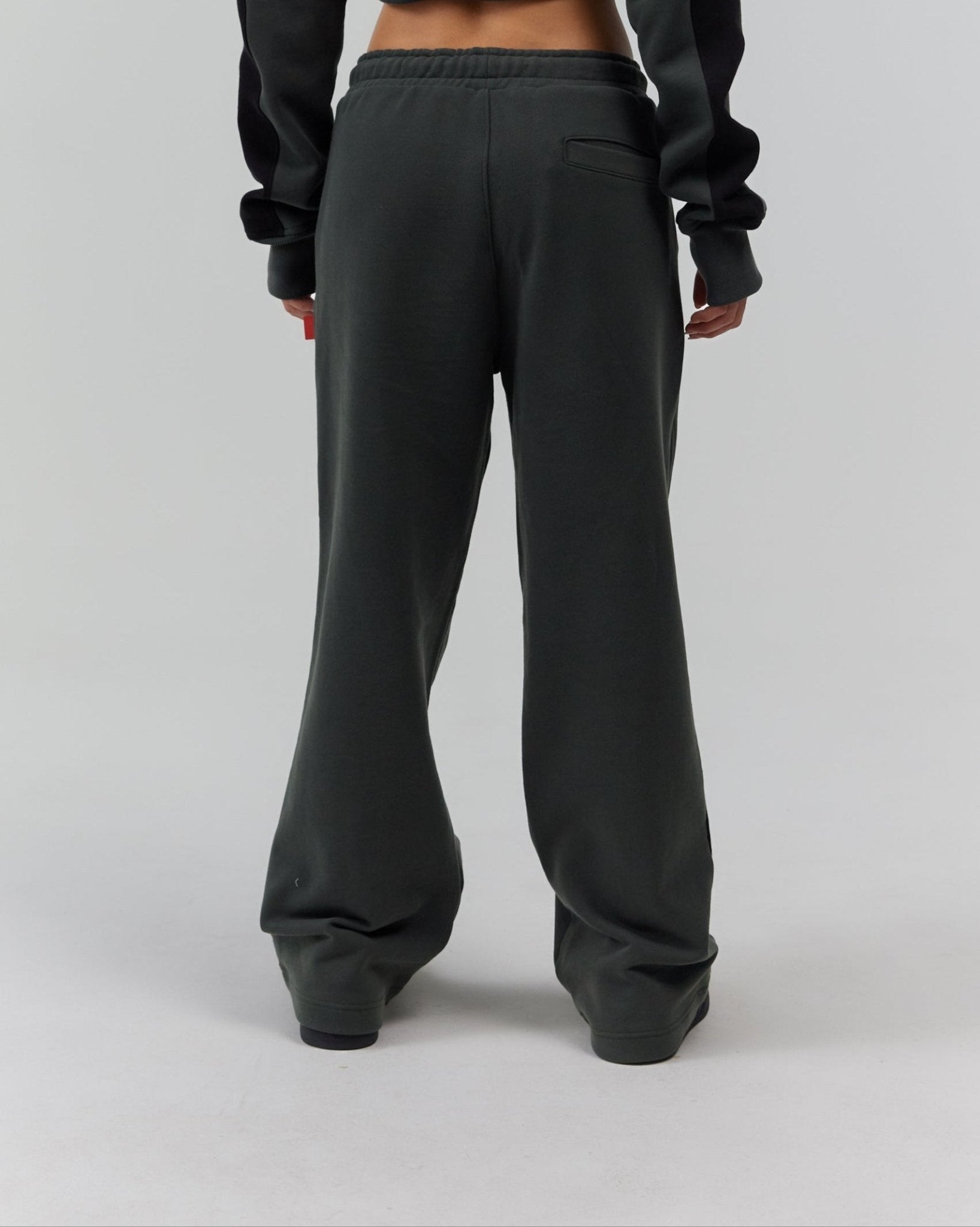 SUDADERA MUJER PREMINENTE GREEN CLEMONT - CLEMONT.CO S.A.S.