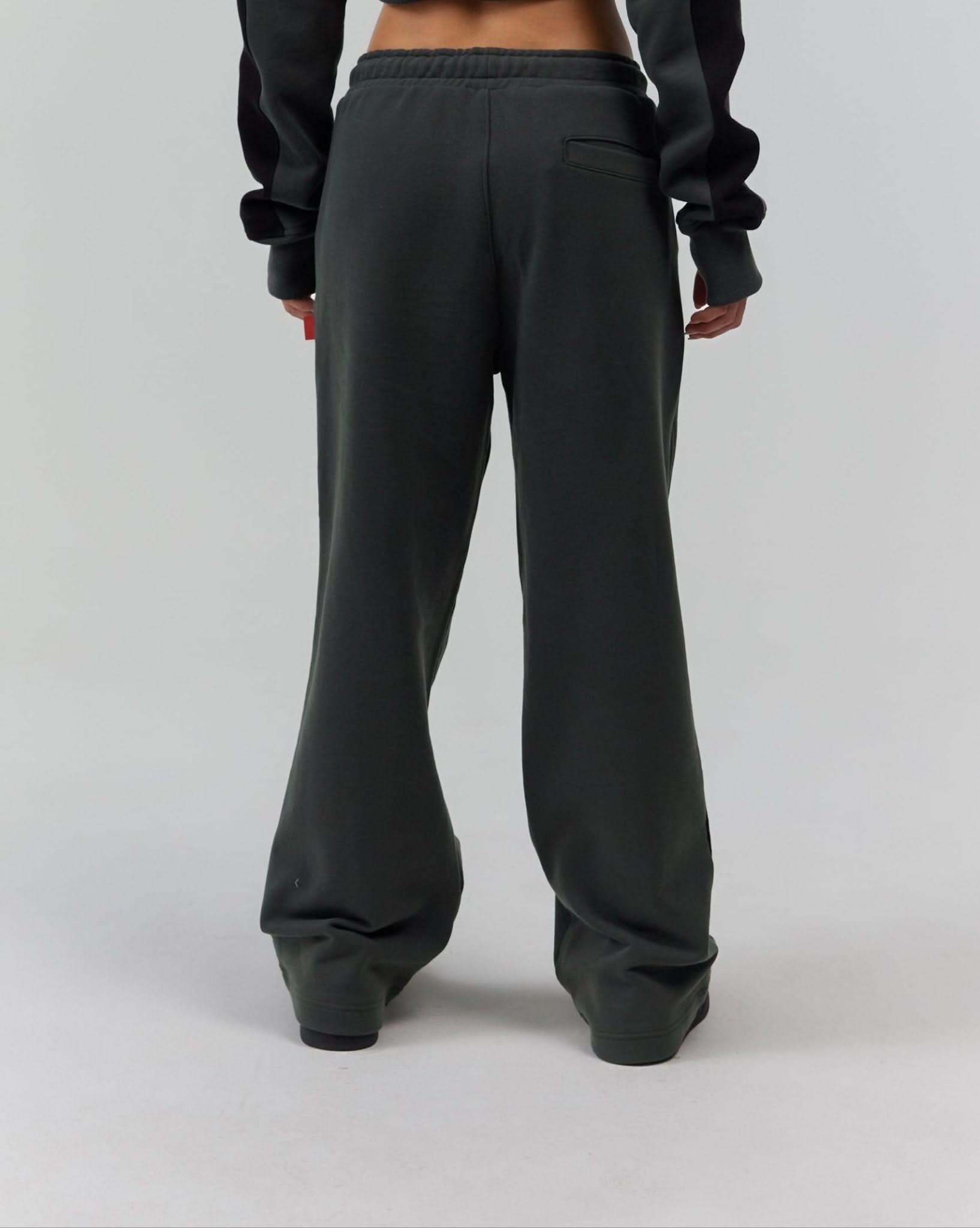 SUDADERA MUJER PREMINENTE GREEN CLEMONT - CLEMONT.CO S.A.S.