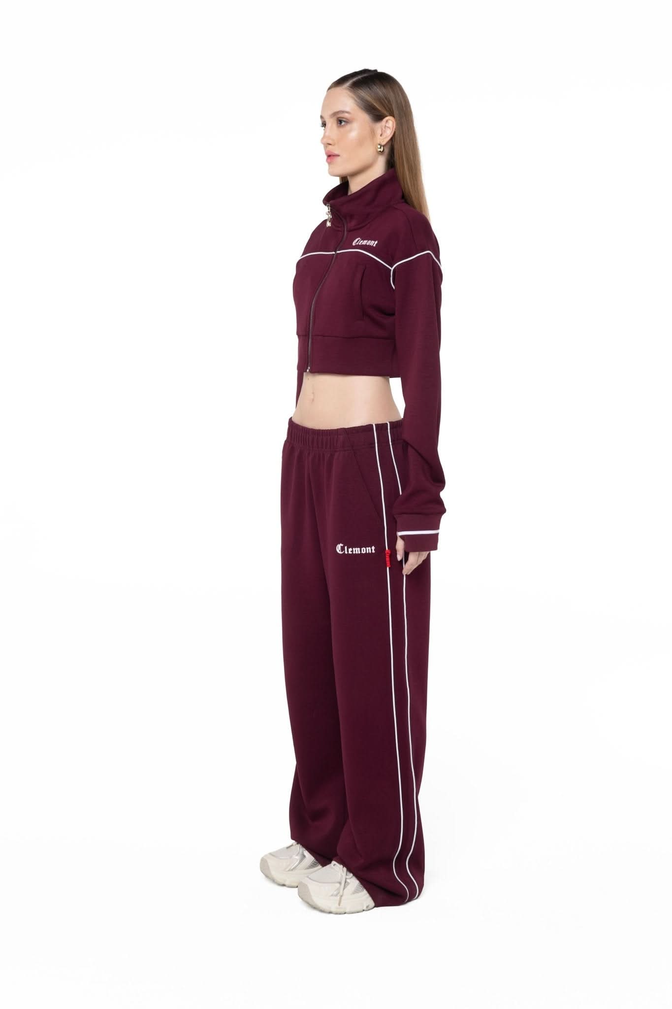 SWEATER CROPPED MUJER BREZZA VINOTINTO/CREMA CLEMONT - Clemont Oficial