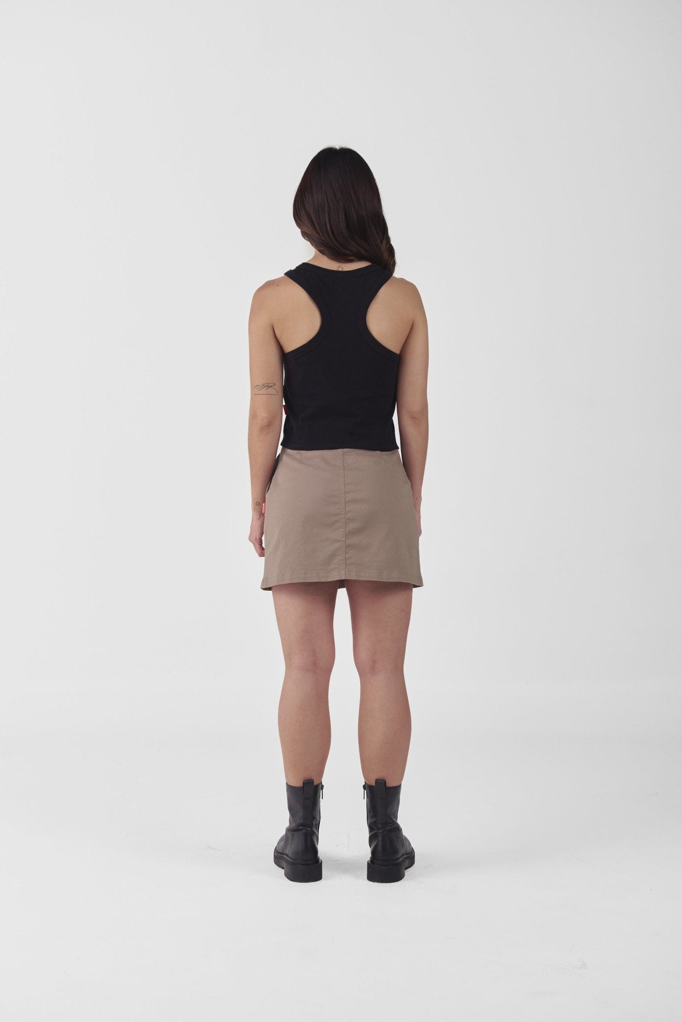 TANKTOP CRESCITA NEGRO CLEMONT - CLEMONT.CO S.A.S.