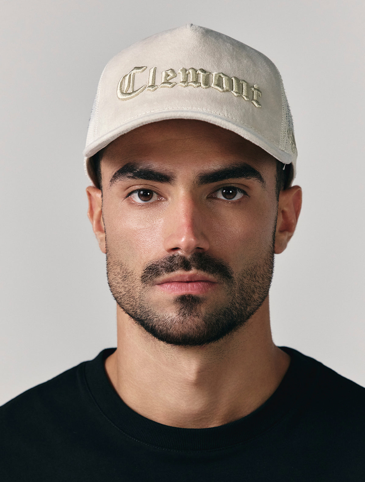 GORRA BRILLARE-10