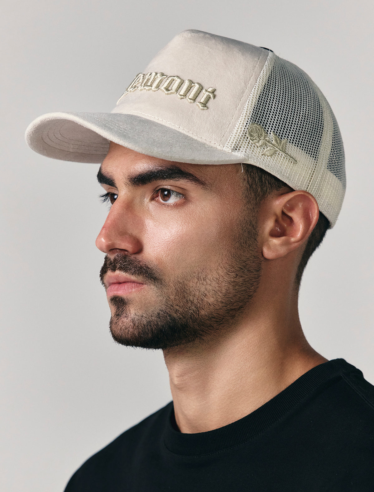 GORRA BRILLARE-3