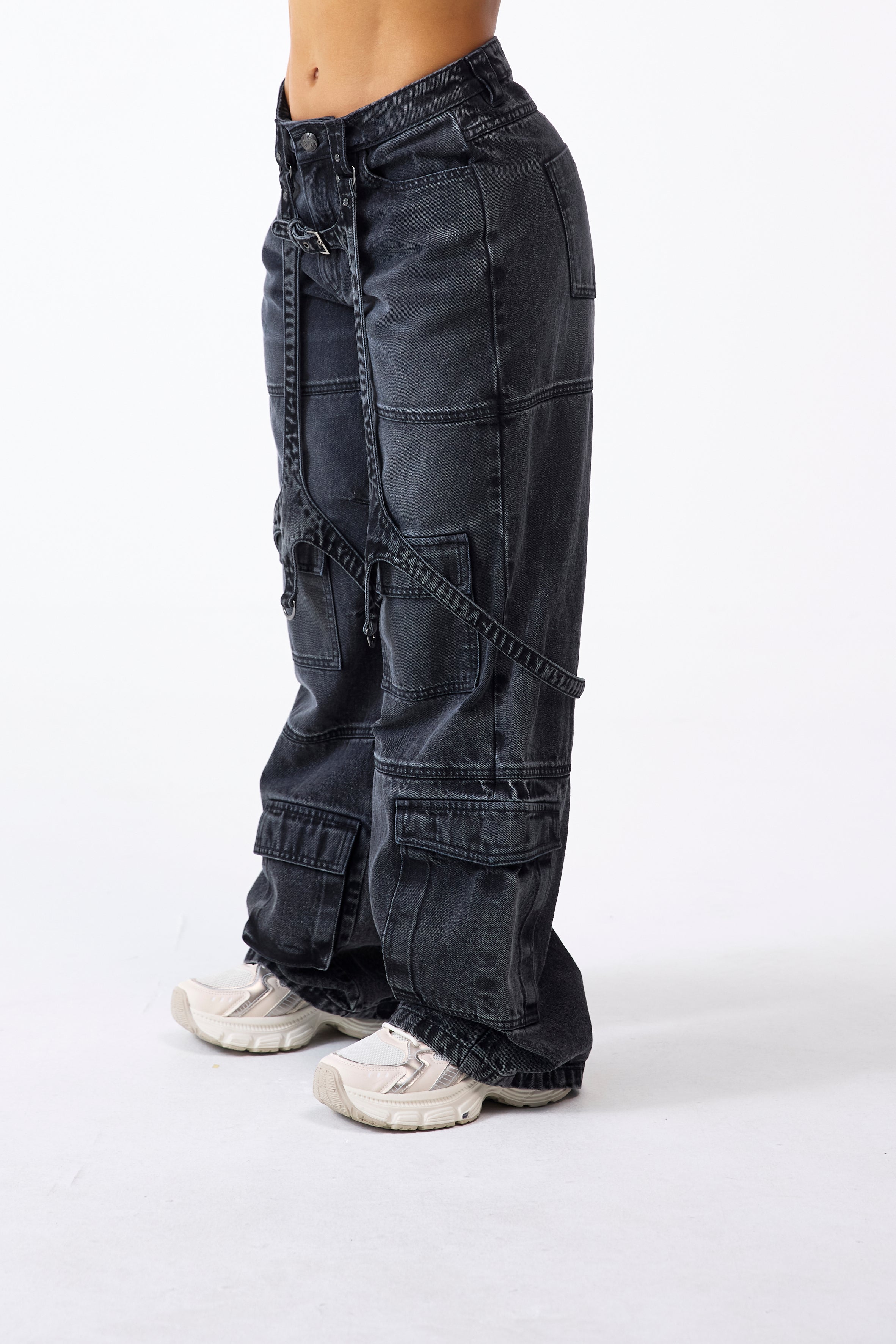 JEAN CARGO MUJER LABIRINTO NEGRO CLEMONT