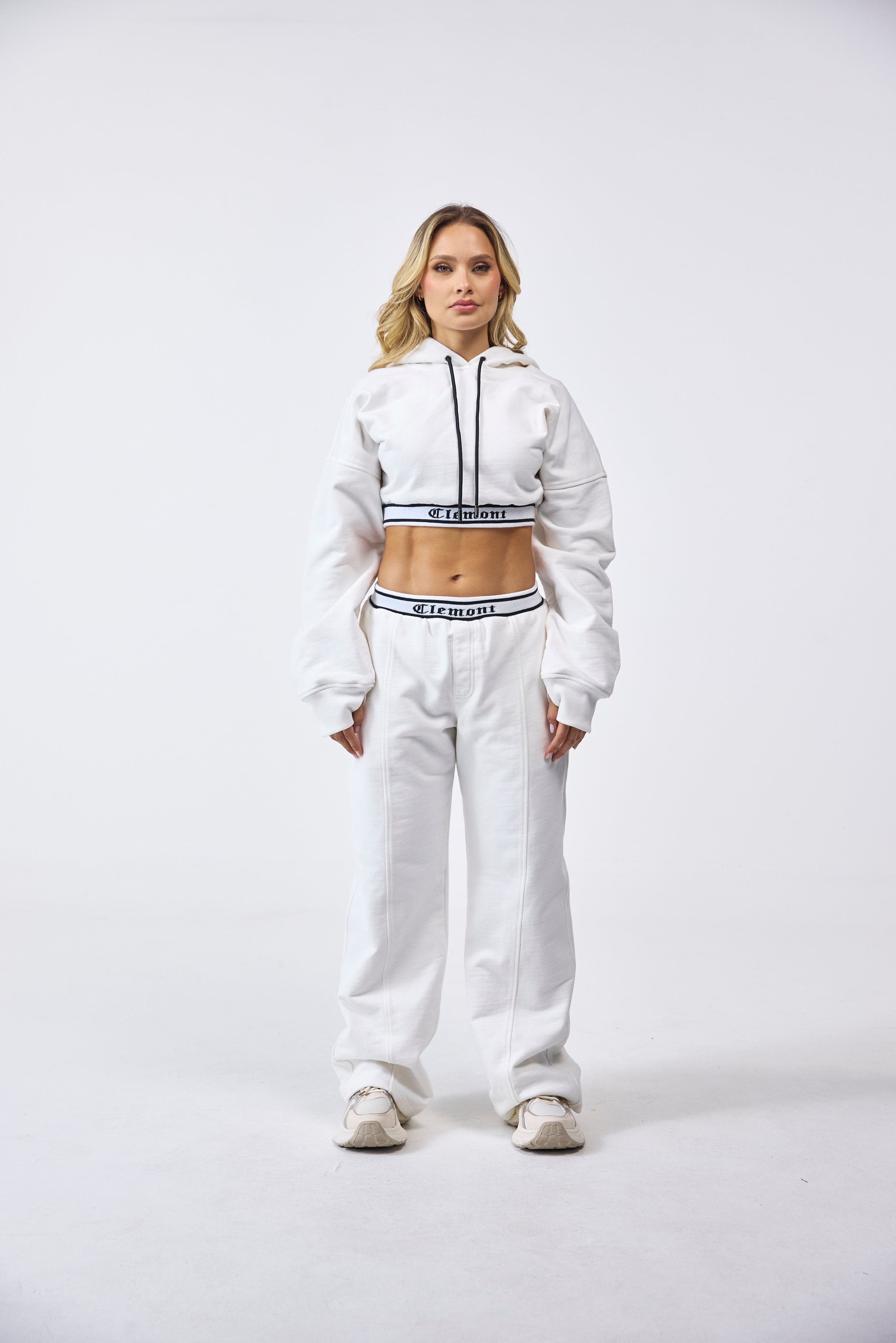 HOODIECROP MUJER SINCRONIA CREMA CLEMONT