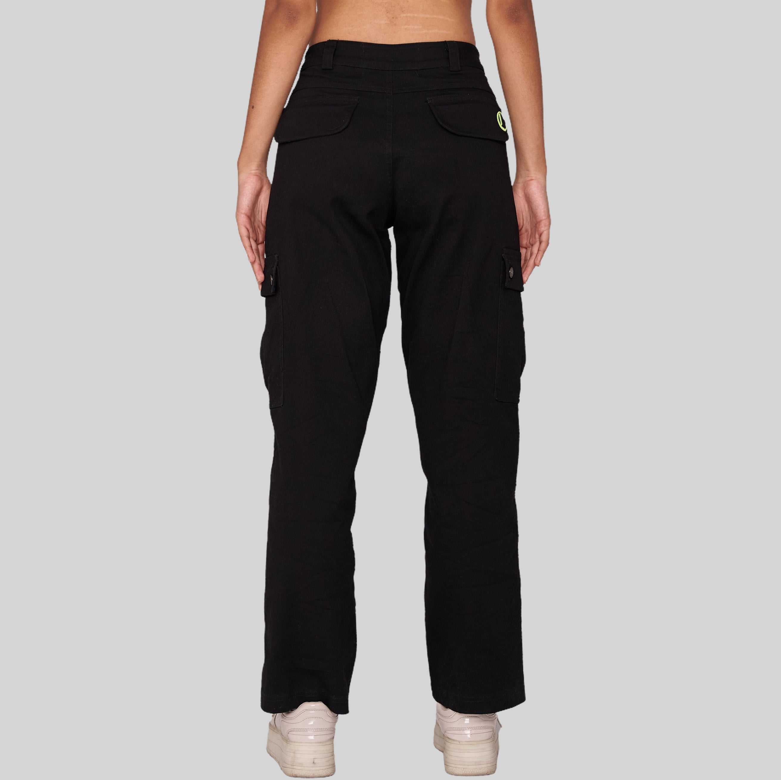 PANTALON CARGO AMMIARE NEGRO CLEMONT