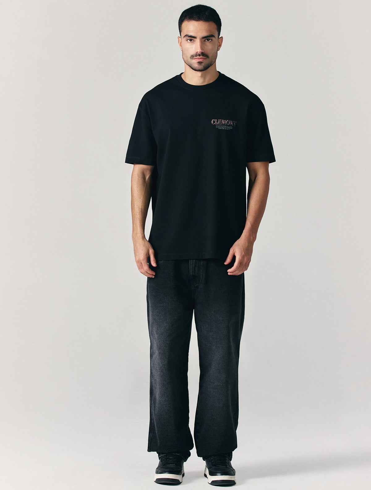 CAMISETA HOMBRE NIGREDO-3