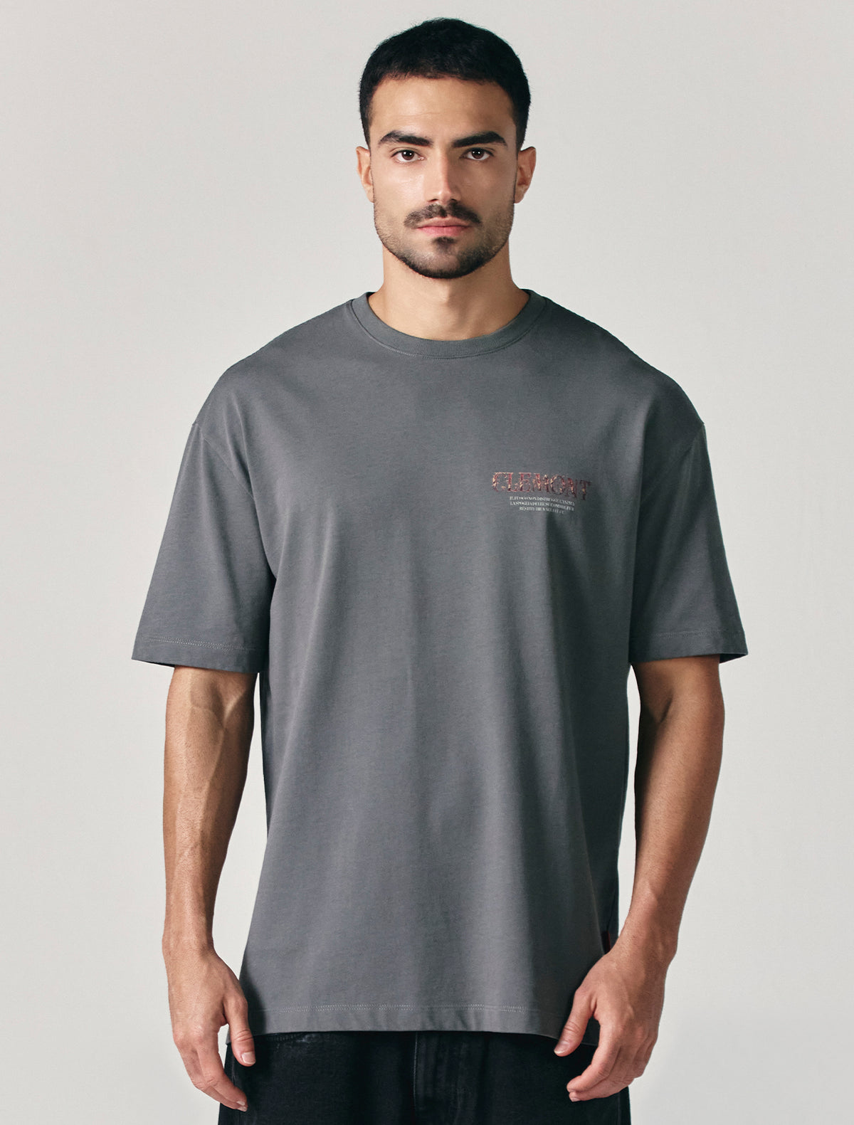 CAMISETA HOMBRE NIGREDO-12