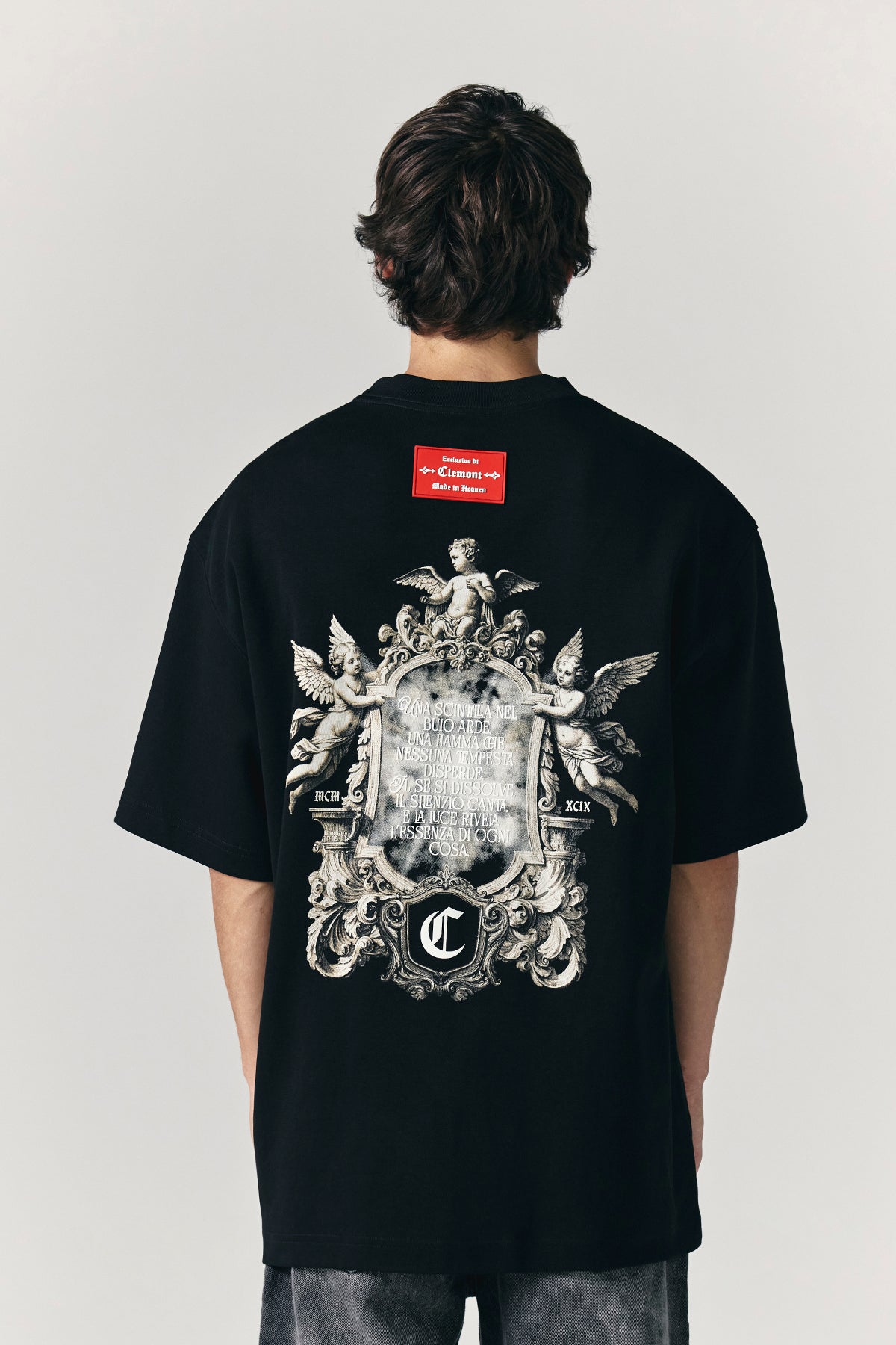 OVERSIZED T-SHIRT HOMBRE ONORIFICO