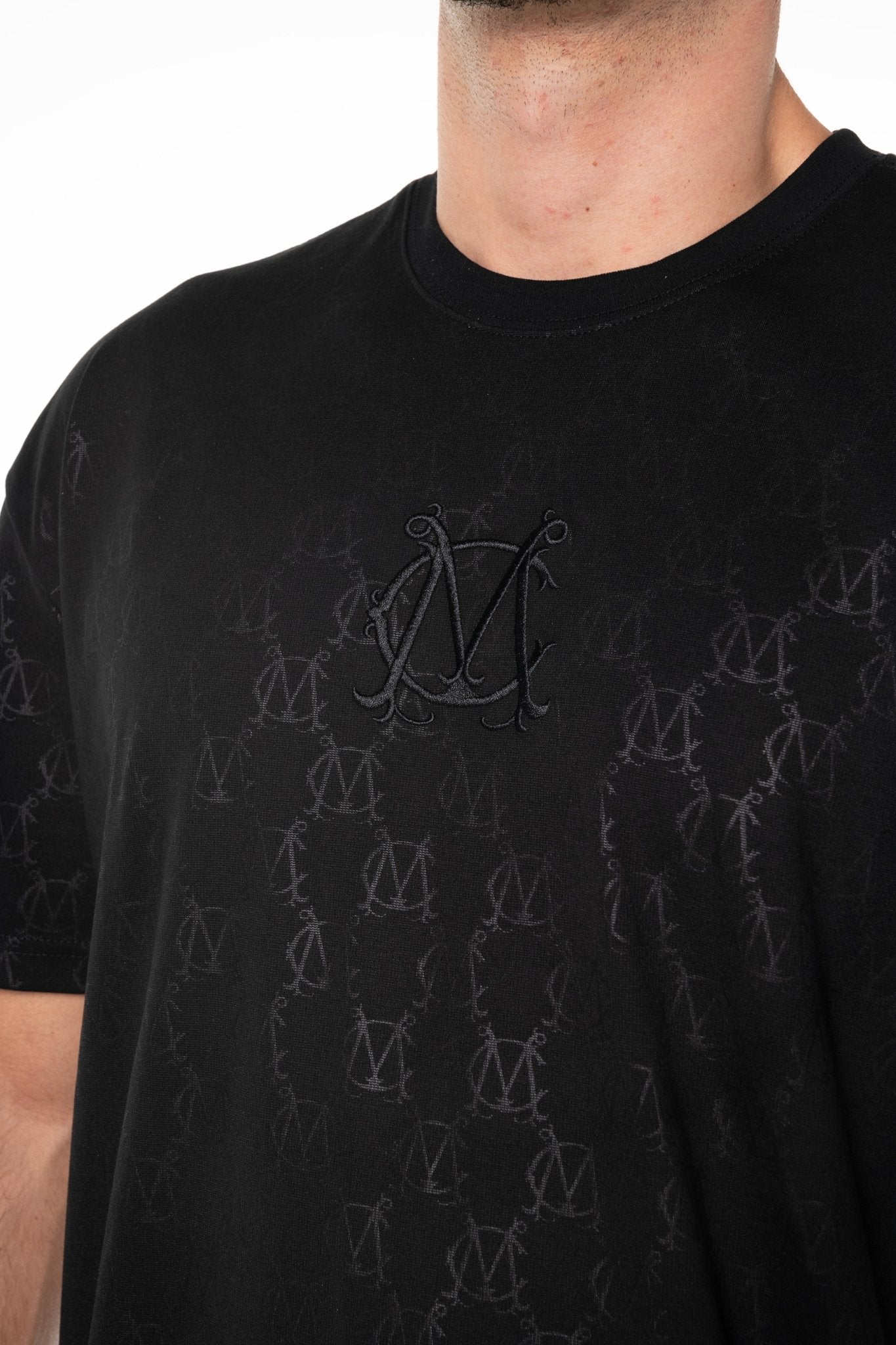 CAMISETA MASCULINA ARGILA NEGRO CLEMONT - Clemont Oficial