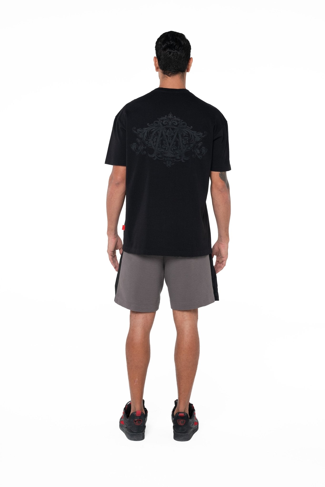 CAMISETA MASCULINA MUSCHIO NEGRO CLEMONT - Clemont Oficial