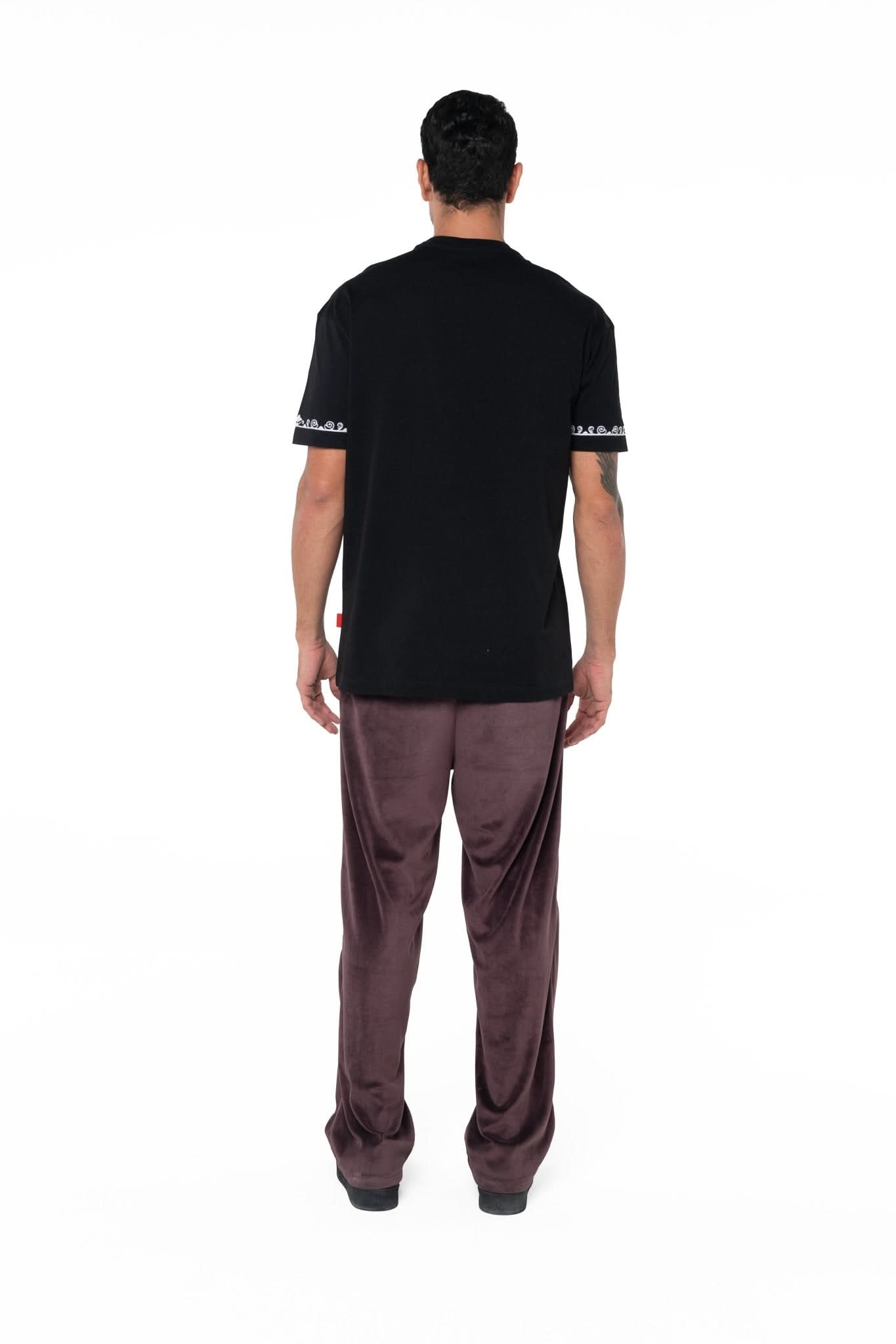 CAMISETA MASCULINA SAGOMA NEGRO CLEMONT - Clemont Oficial