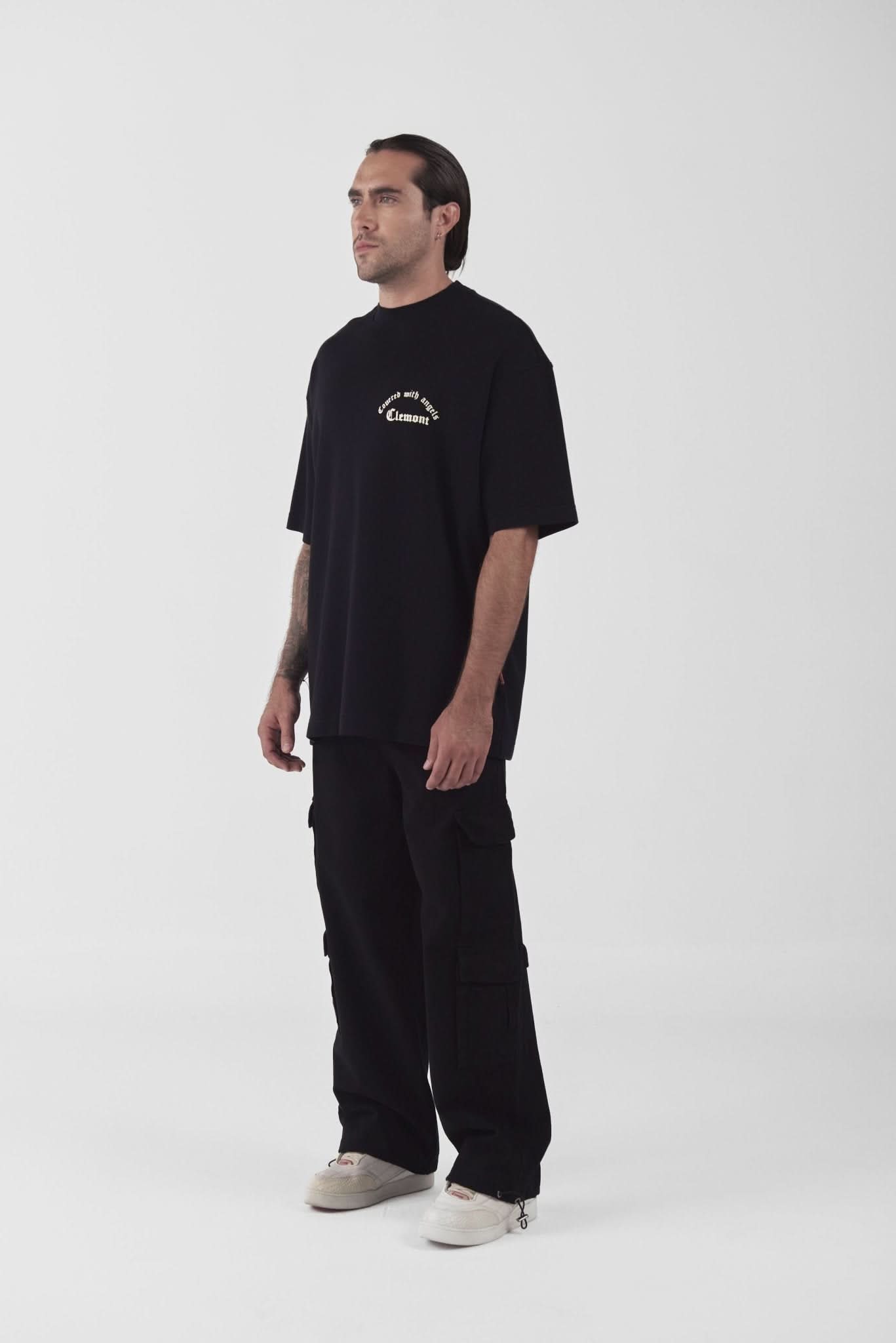 CAMISETA OVERSIZED ILLUMINATO NEGRO CLEMONT - CLEMONT.CO S.A.S.