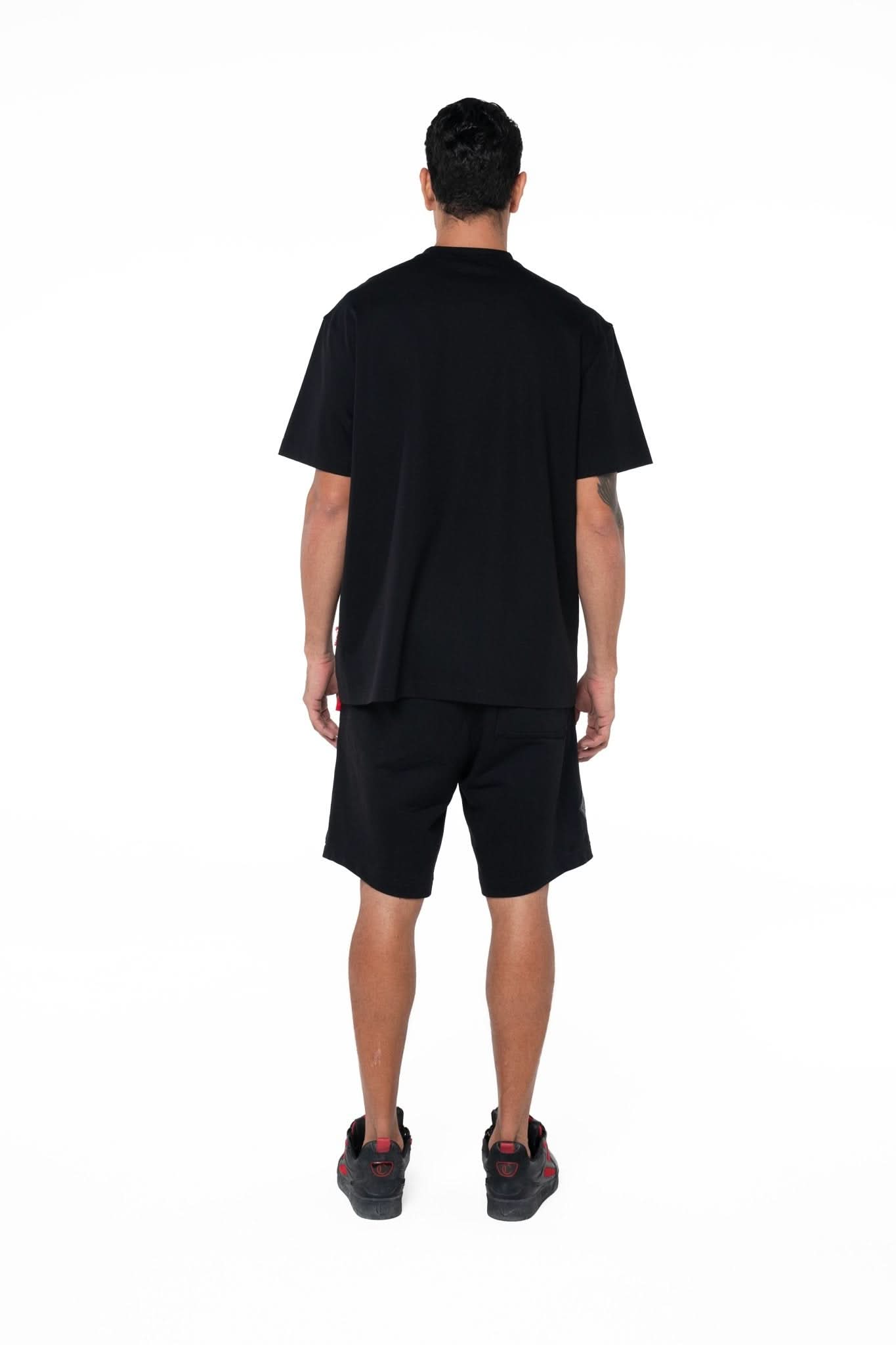 CAMISETA OVERSIZED MASCULINA ACCOGLIENZA NEGRO CLEMONT - Clemont Oficial