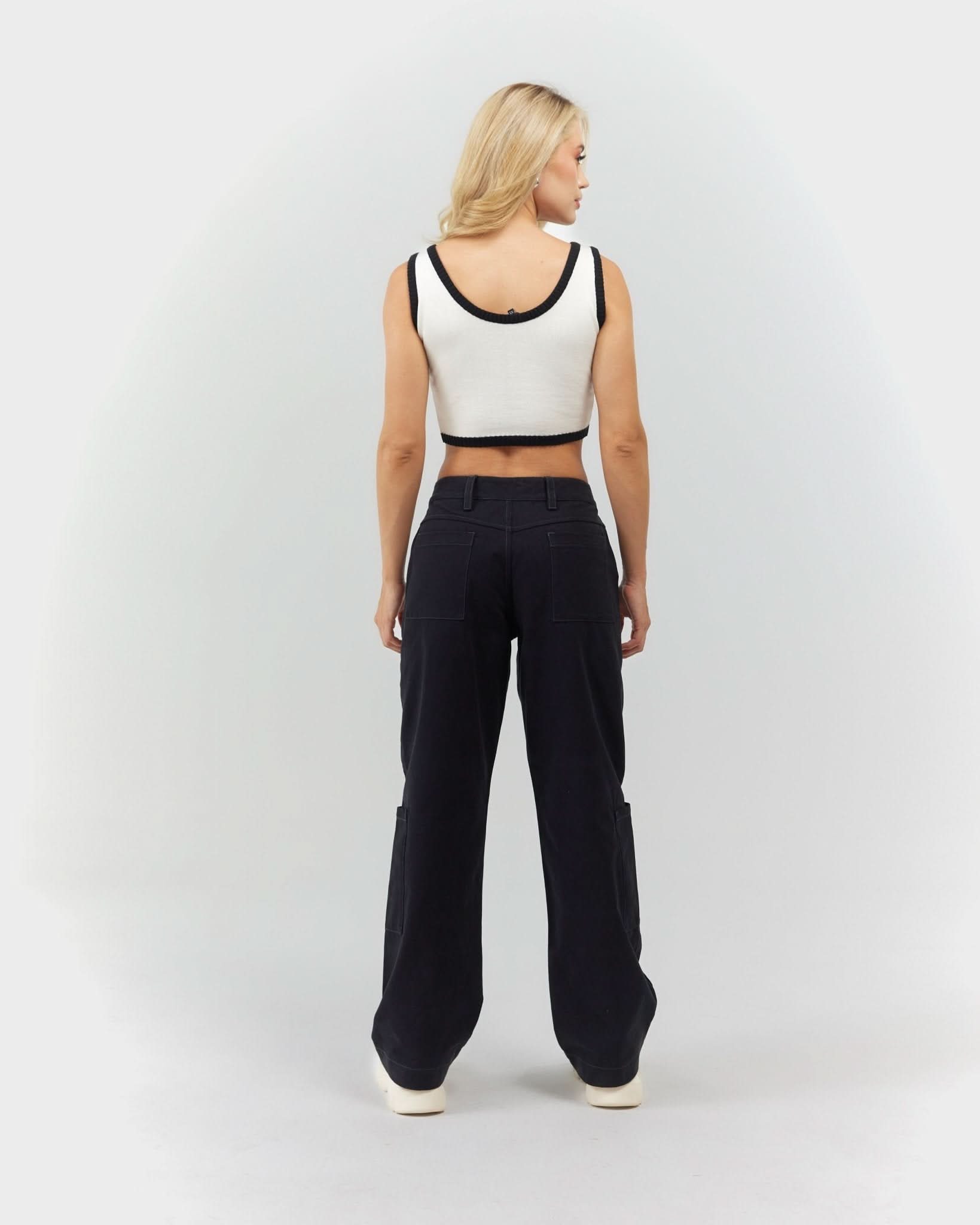 CROP TOP MUJER ELEGANZA CREMA/NEGRO CLEMONT - CLEMONT.CO S.A.S.