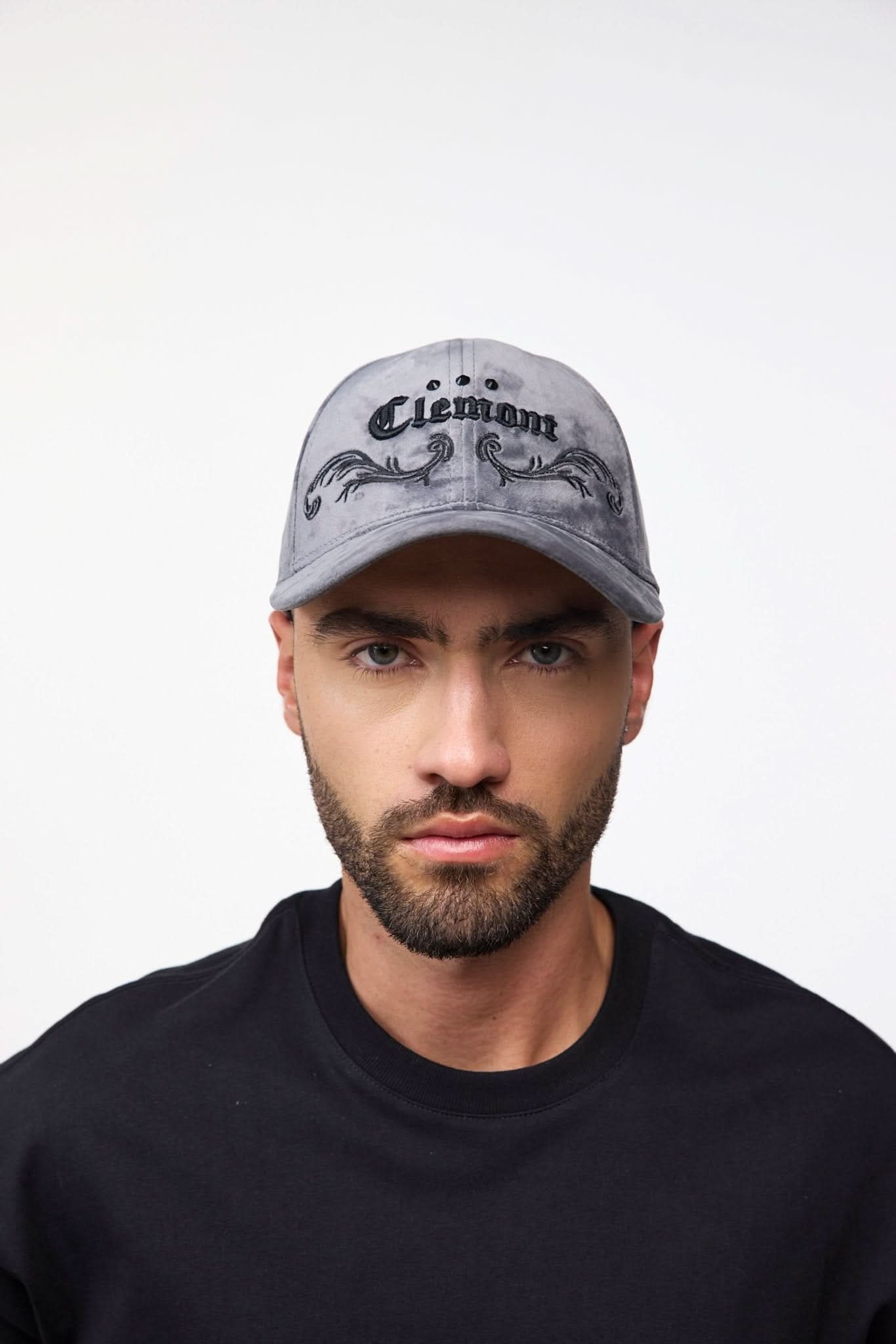 GORRA ACCESORIO FRATTURA GRIS OSCURO CLEMONT - Clemont Oficial