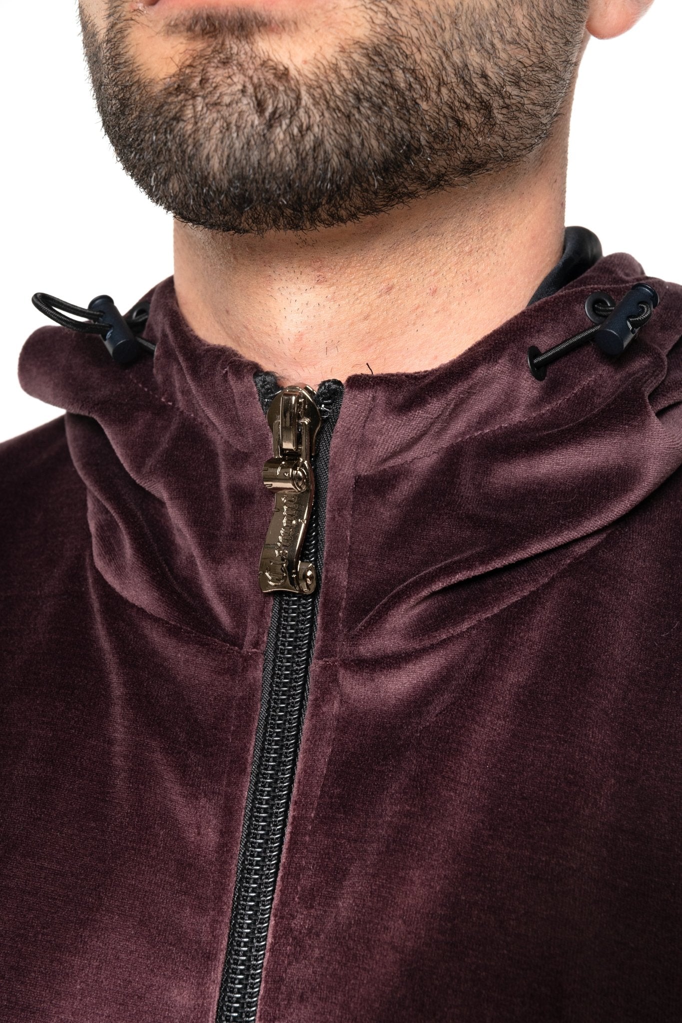 HOODIE MASCULINO RADUNARE VINOTINTO/NEGRO CLEMONT - Clemont Oficial