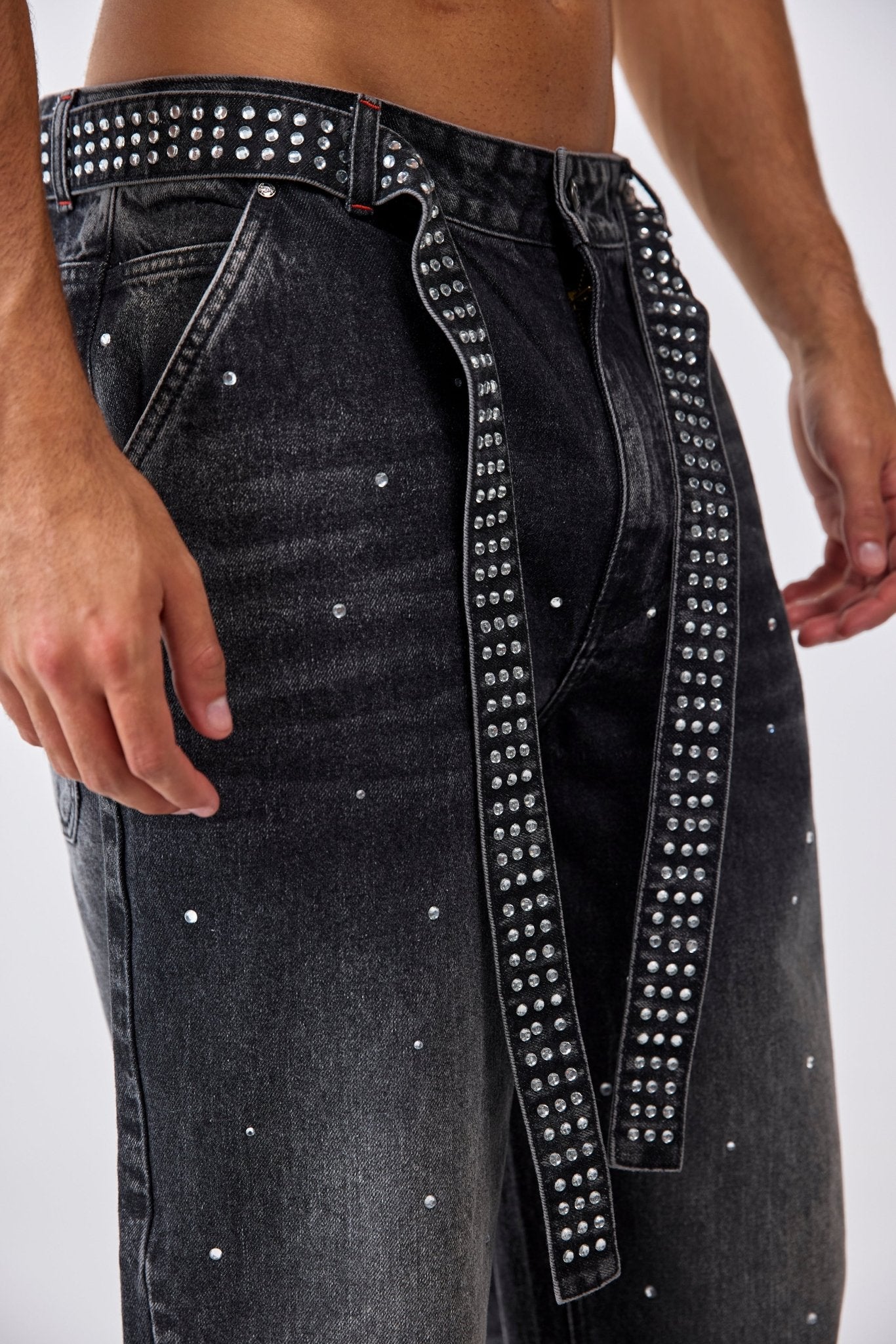 JEAN MASCULINO ZELO NEGRO CLEMONT - CLEMONT.CO S.A.S.