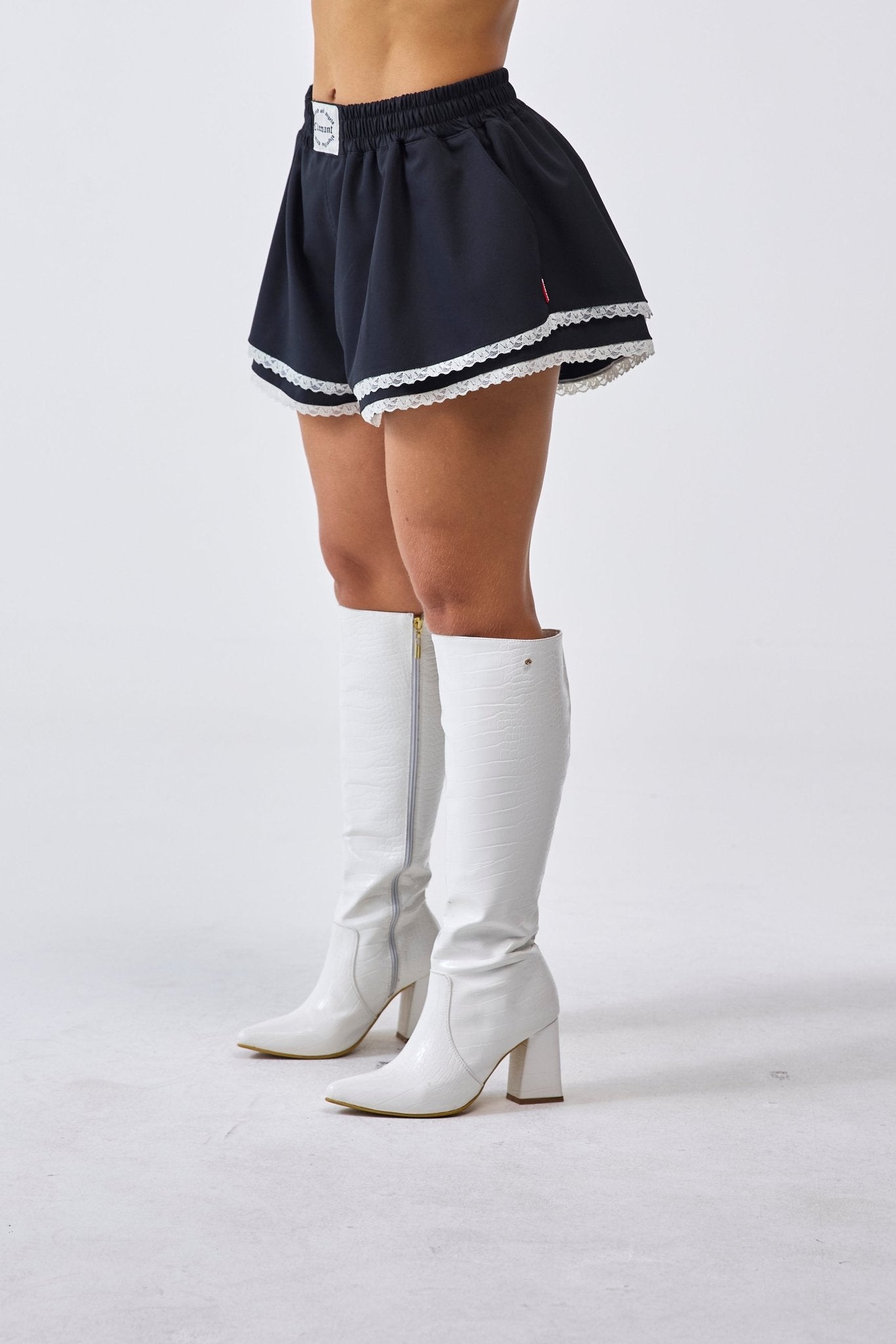 SHORT MUJER ESTASI NEGRO CLEMONT - CLEMONT.CO S.A.S.