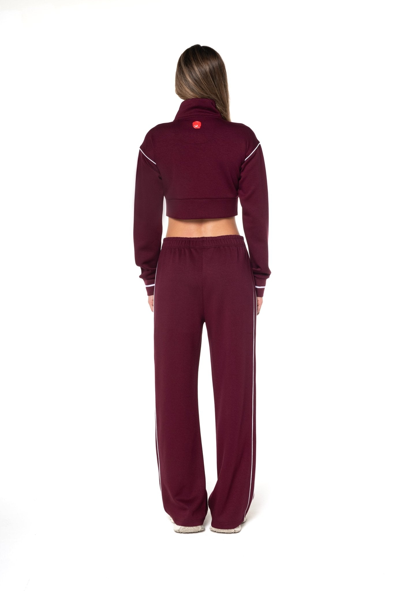 SWEATER CROPPED MUJER BREZZA VINOTINTO/CREMA CLEMONT - Clemont Oficial